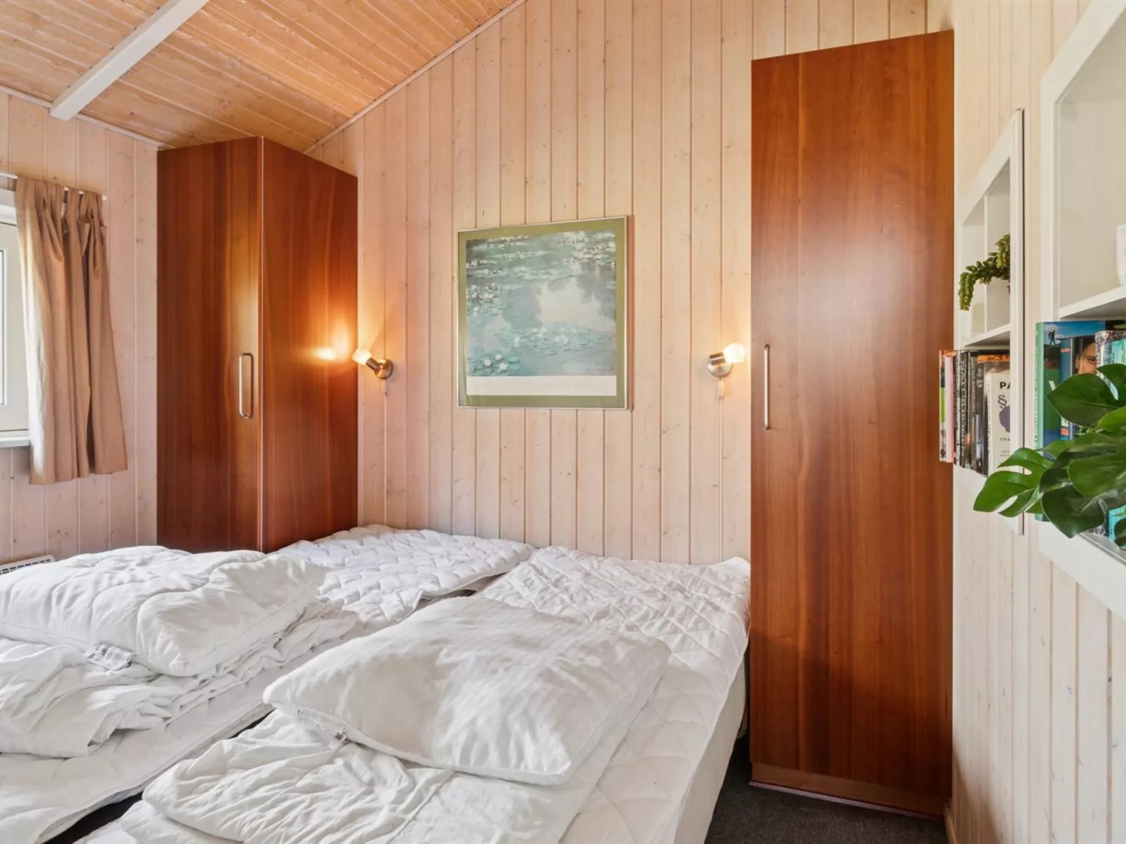 "Amola" - 1.6km from the sea-Inside