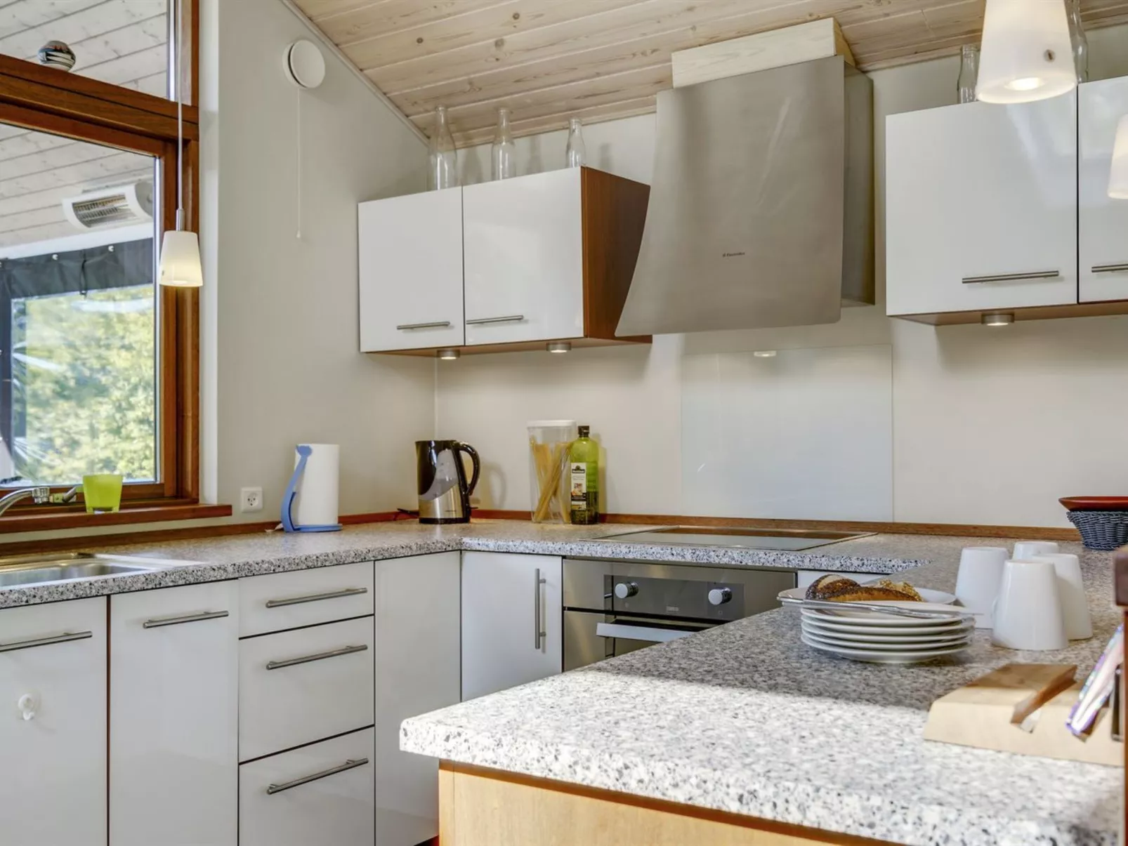 "Biaver" - 350m from the sea-Inside