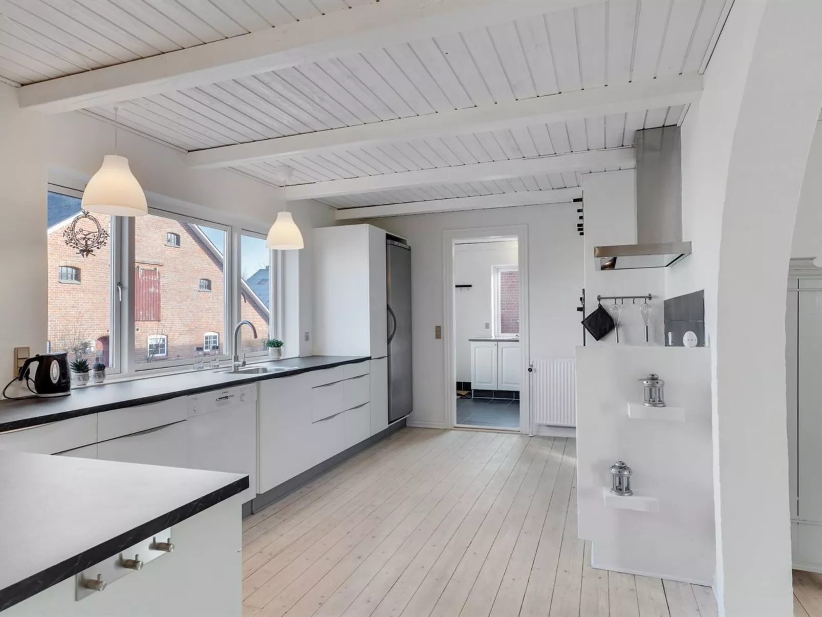 "Auguste" - 1.5km to the fjord-Inside