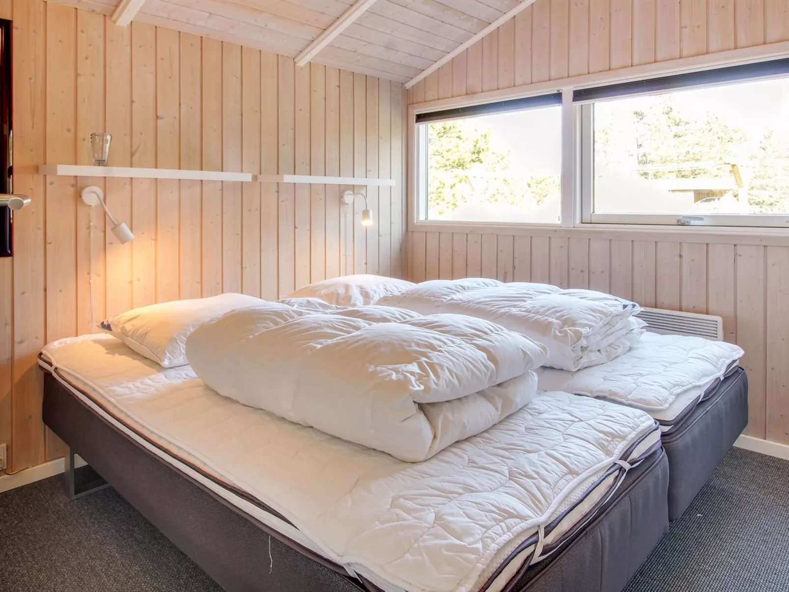 "Abiorn" - 2.5km from the sea-Inside