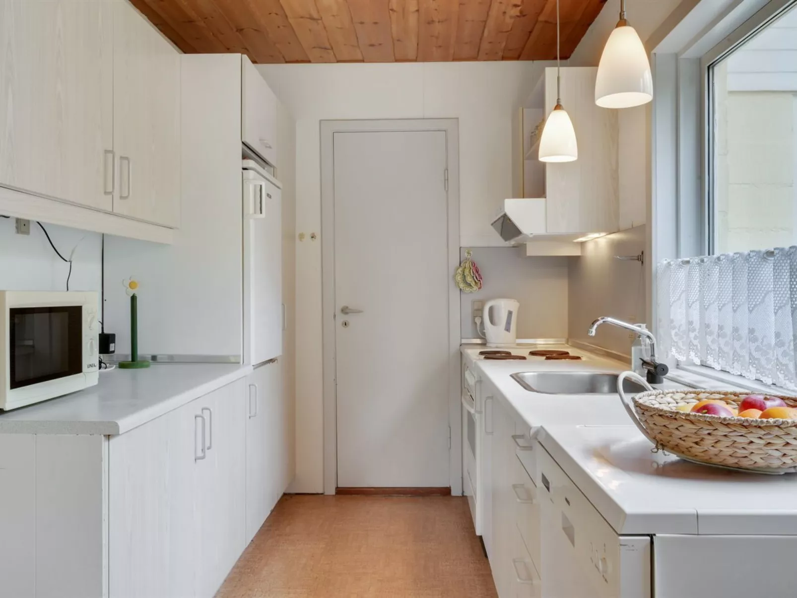 "Arnulf" - 400m from the sea-Inside