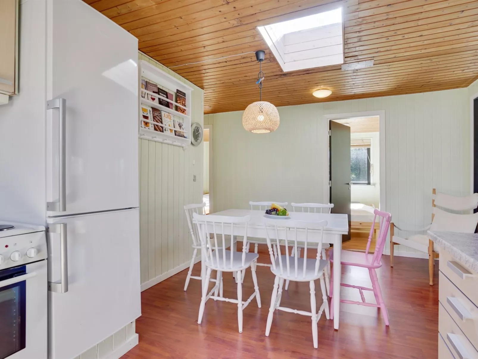 "Ludde" - 500m to the fjord-Inside