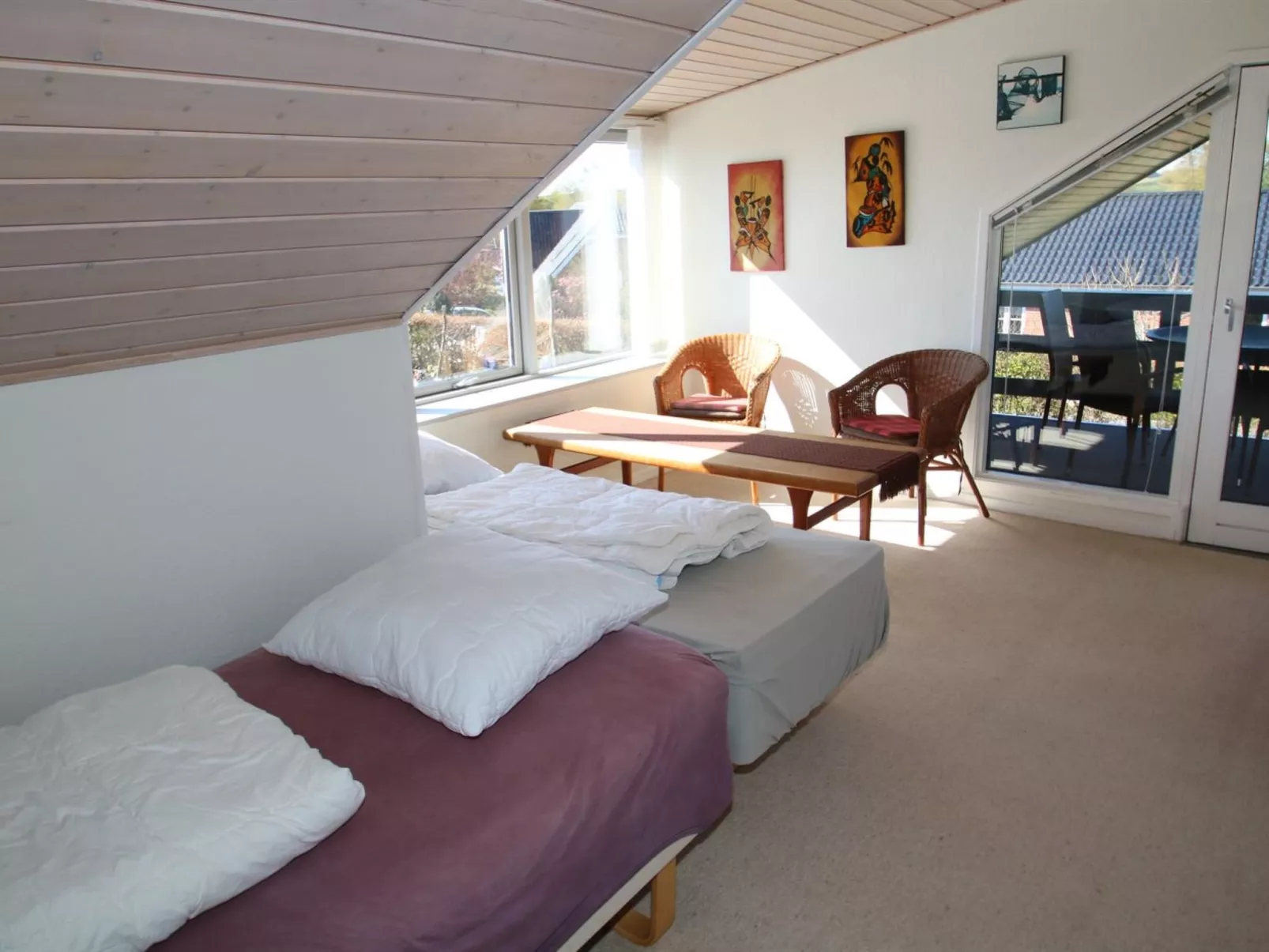 "Sauli" - 200m to the fjord-Drinnen