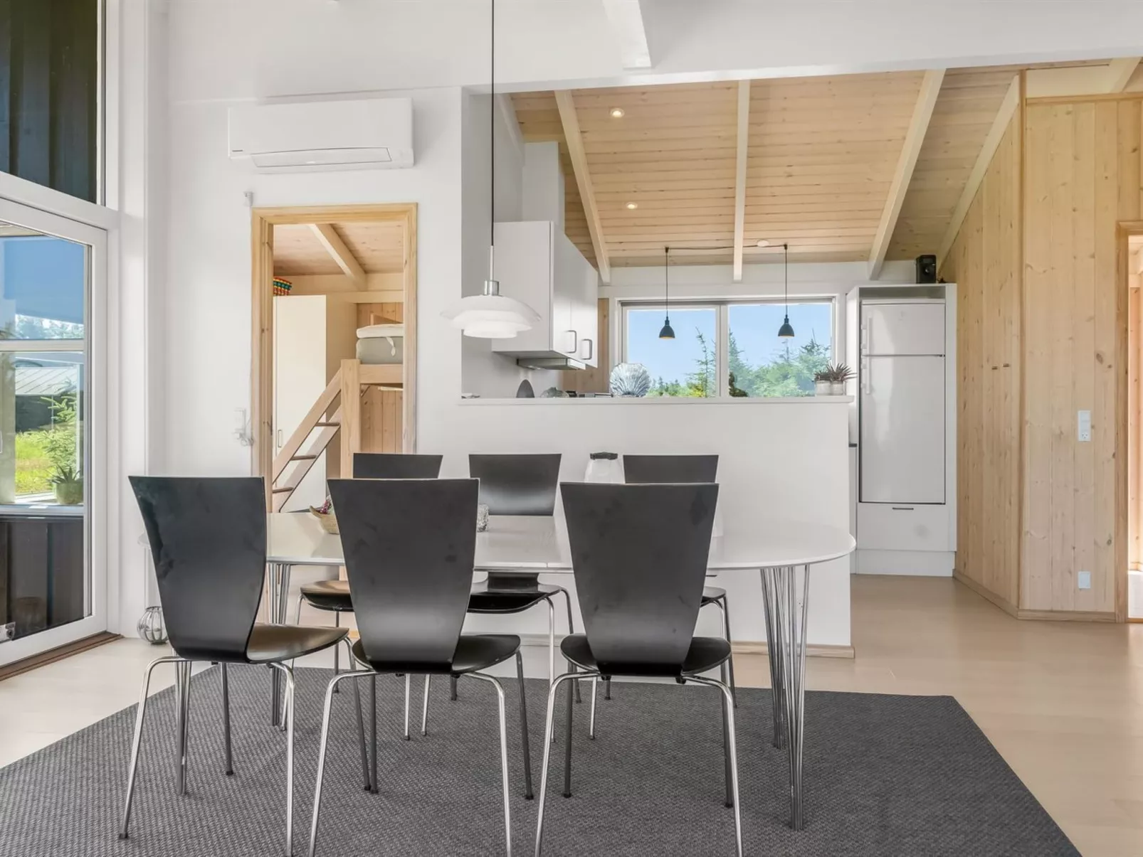 "Hildegardt" - 1km from the sea-Inside