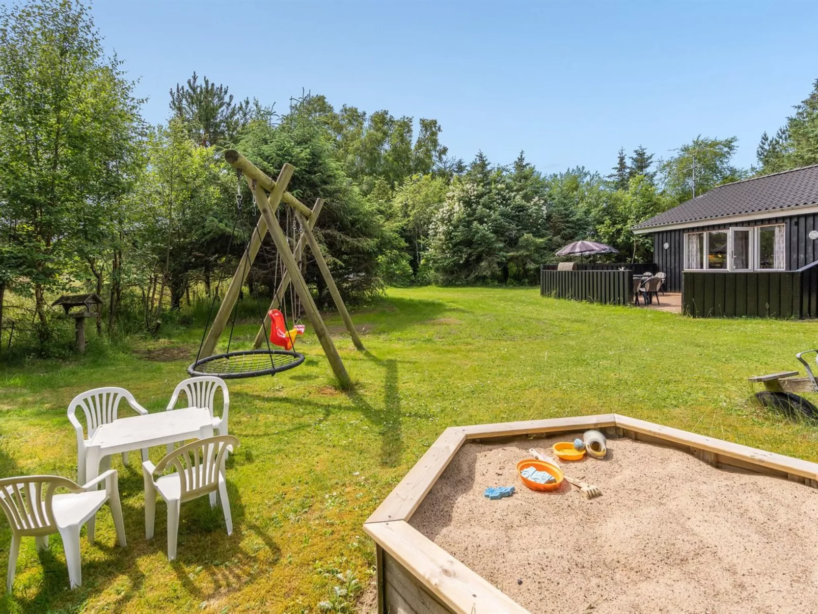 "Zenitha" - 300m from the sea-Draußen