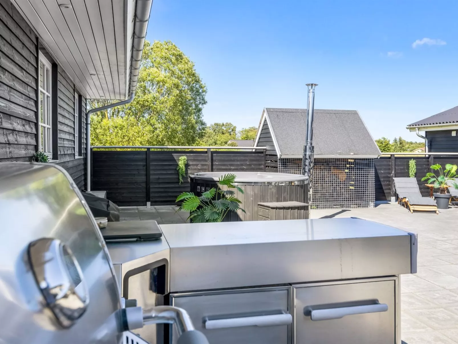 "Erna" - 400m from the sea-Dehors