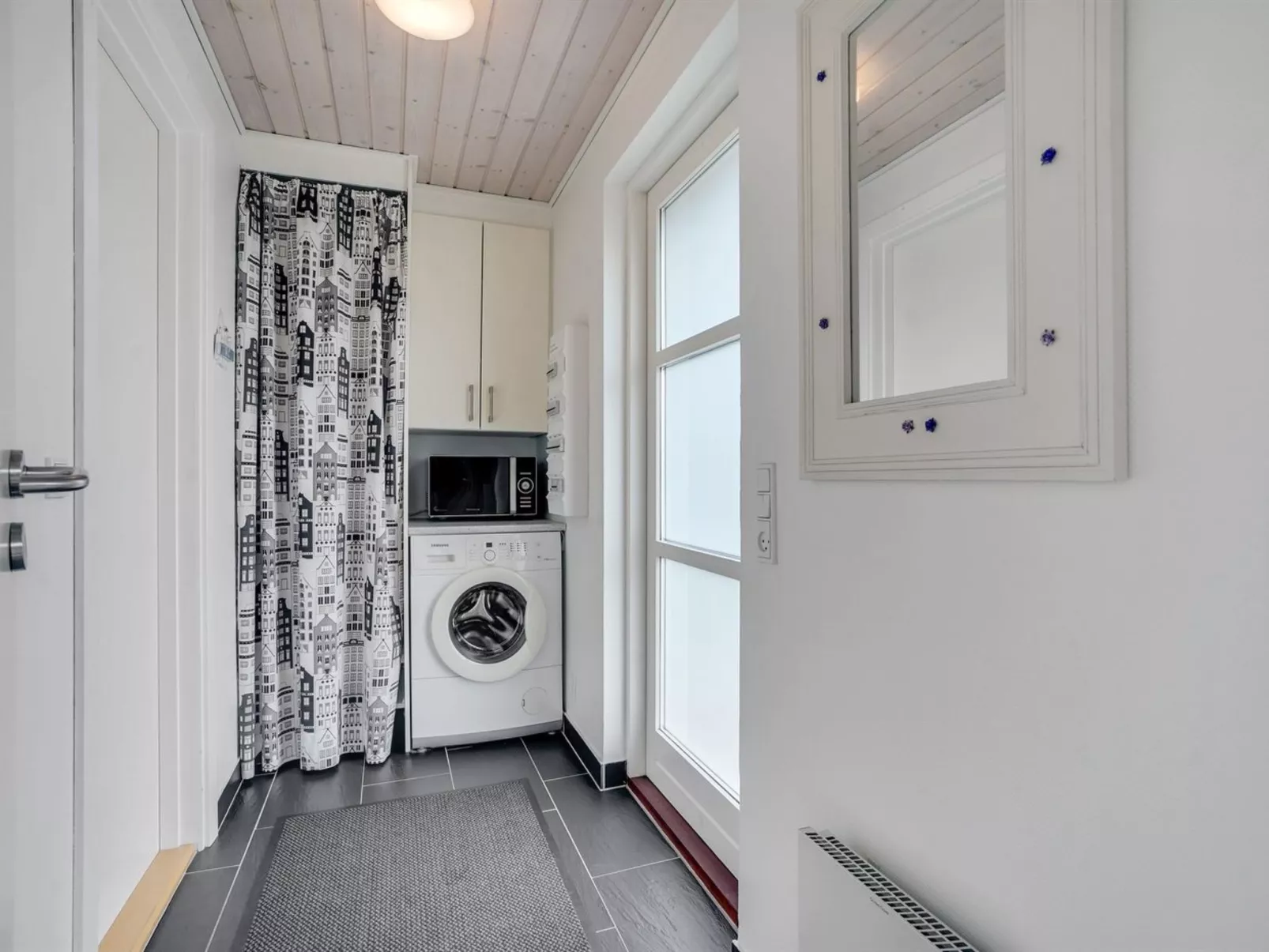 "Thure" - 1km from the sea-Inside