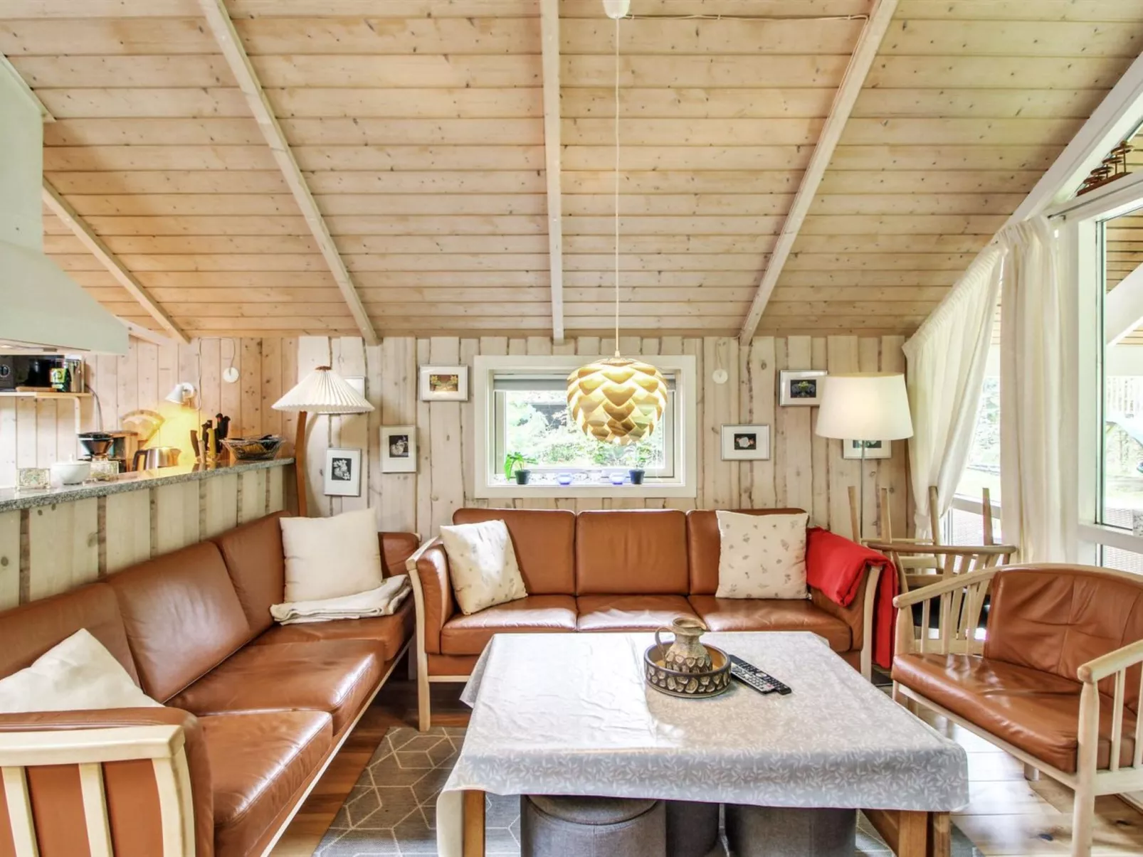 "Ellica" - 50km from the sea-Dedans