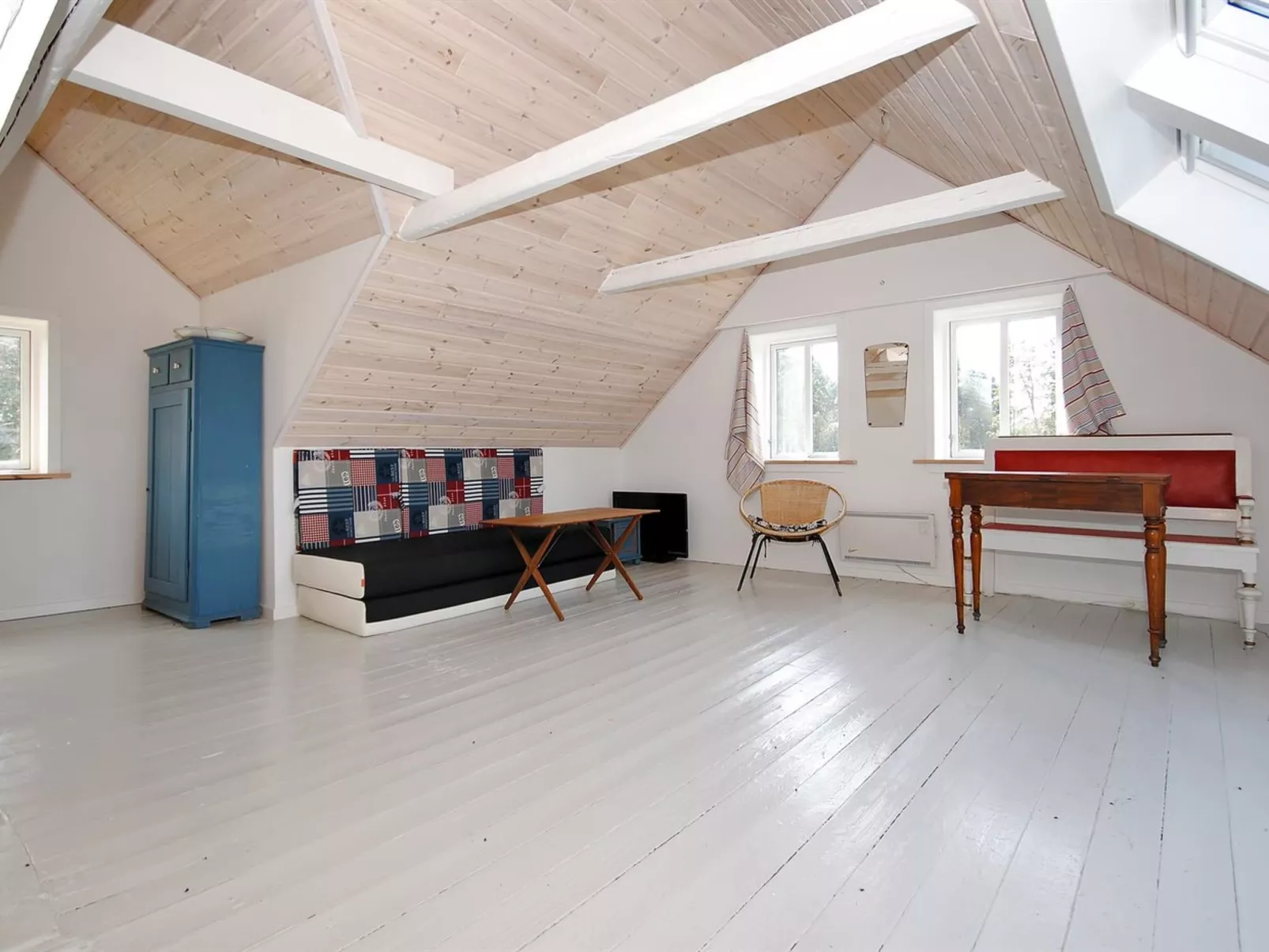 "Margrethe" - 1.1km from the sea-Drinnen