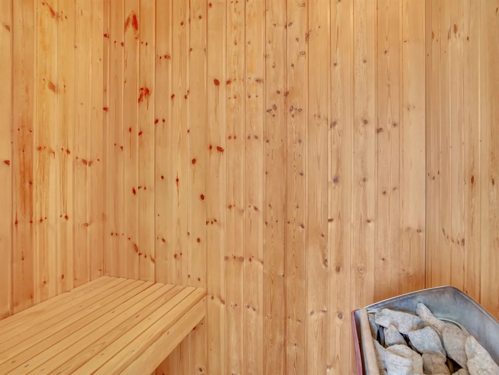 "Zaharinka" - 300m from the sea-Inside