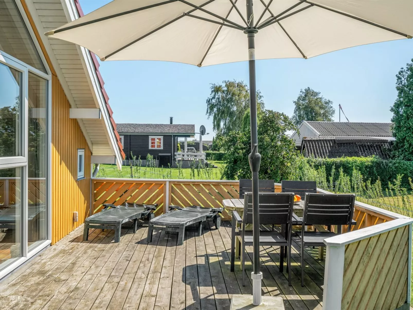 "Susse" - 400m to the fjord-Outside