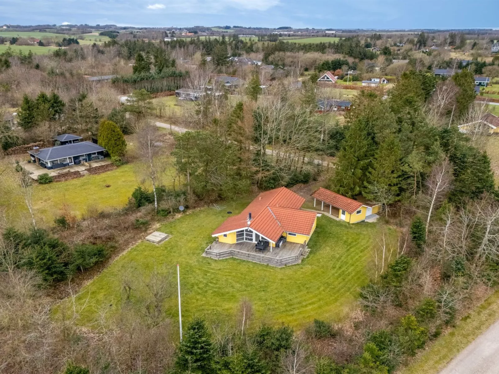 "Sesto" - 300m to the fjord-Outside