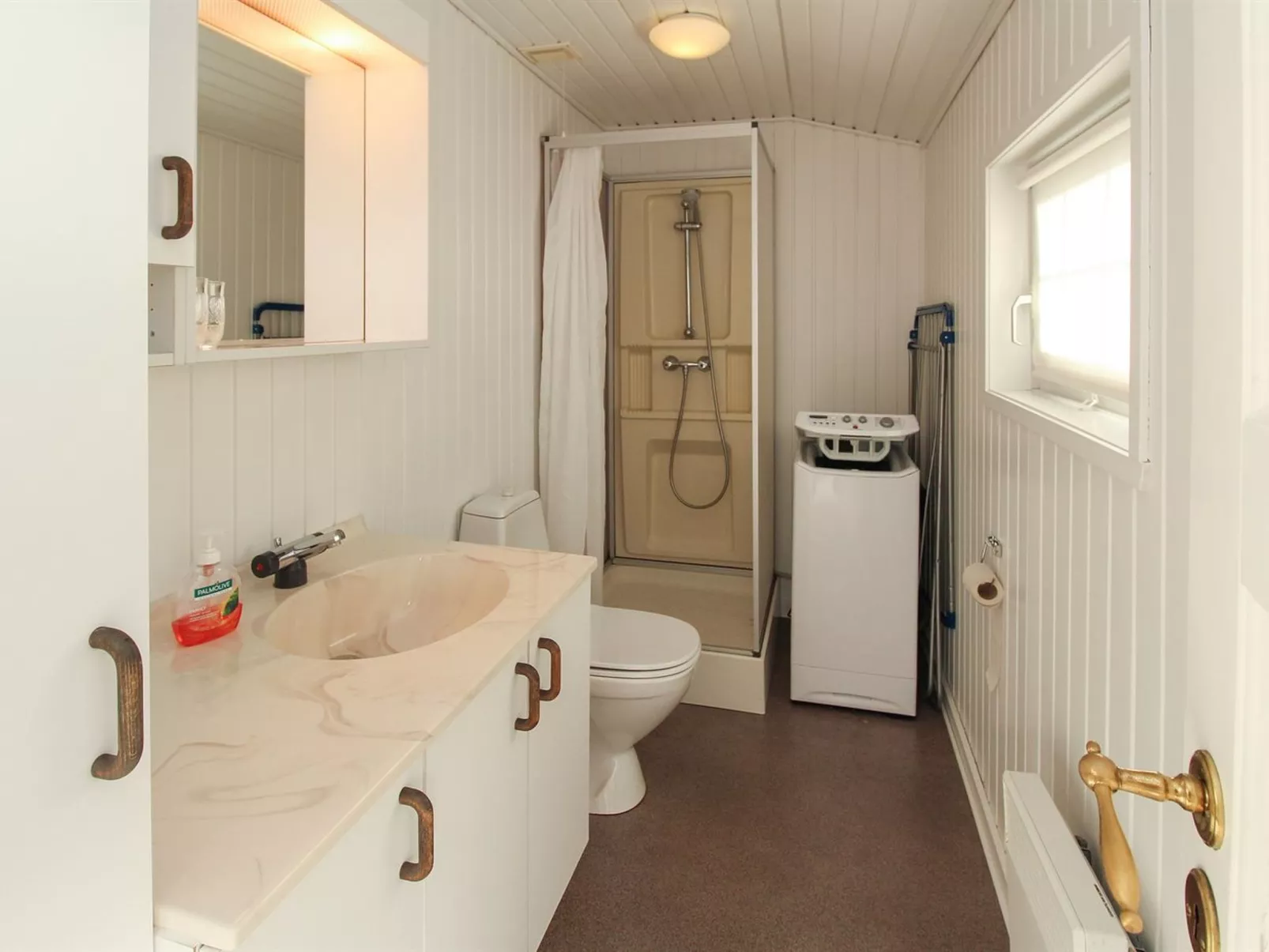 "Jenson" - 75m from the sea-Inside