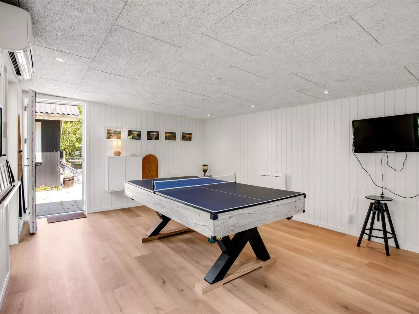 "Maik" - 1.5km from the sea-Inside