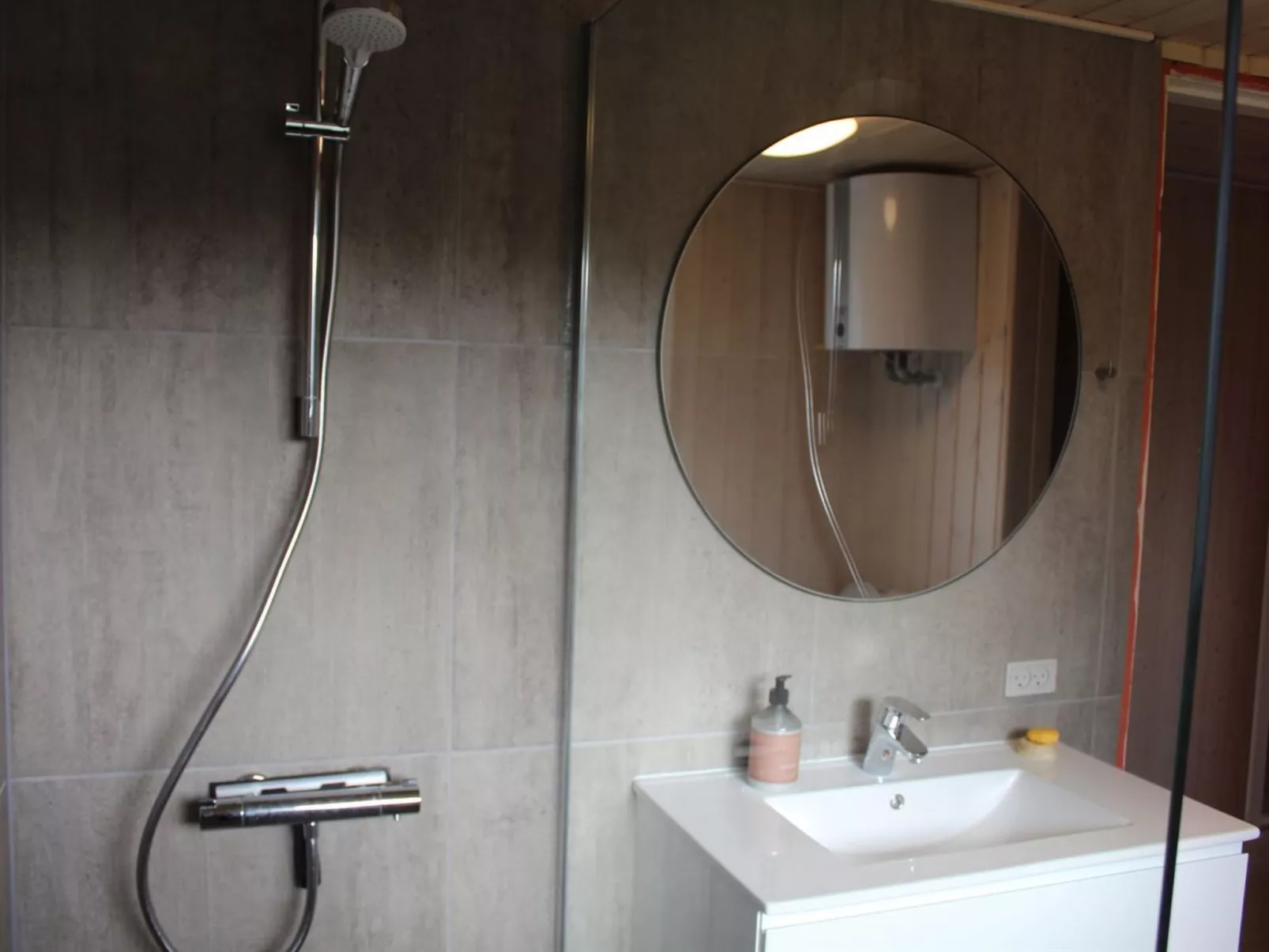 "Serey" - 500m from the sea-Drinnen