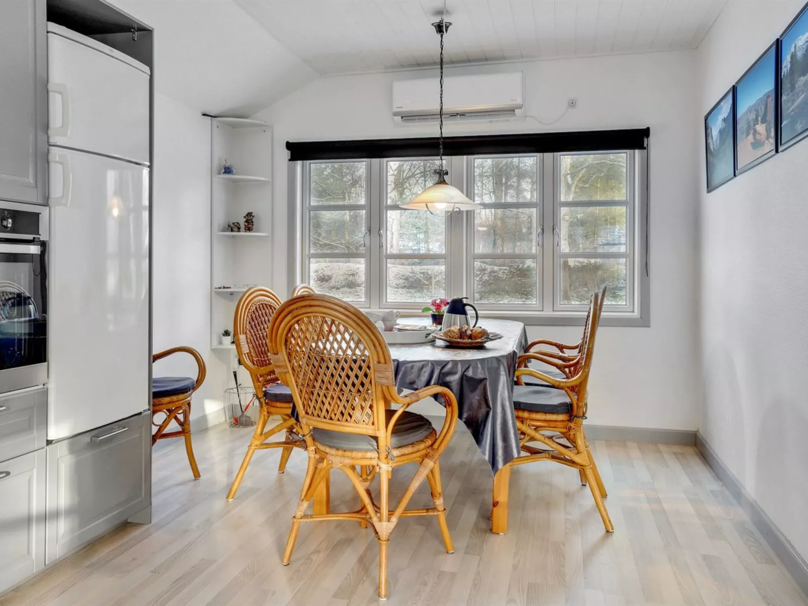 "Agneta" - 750m from the sea-Dedans