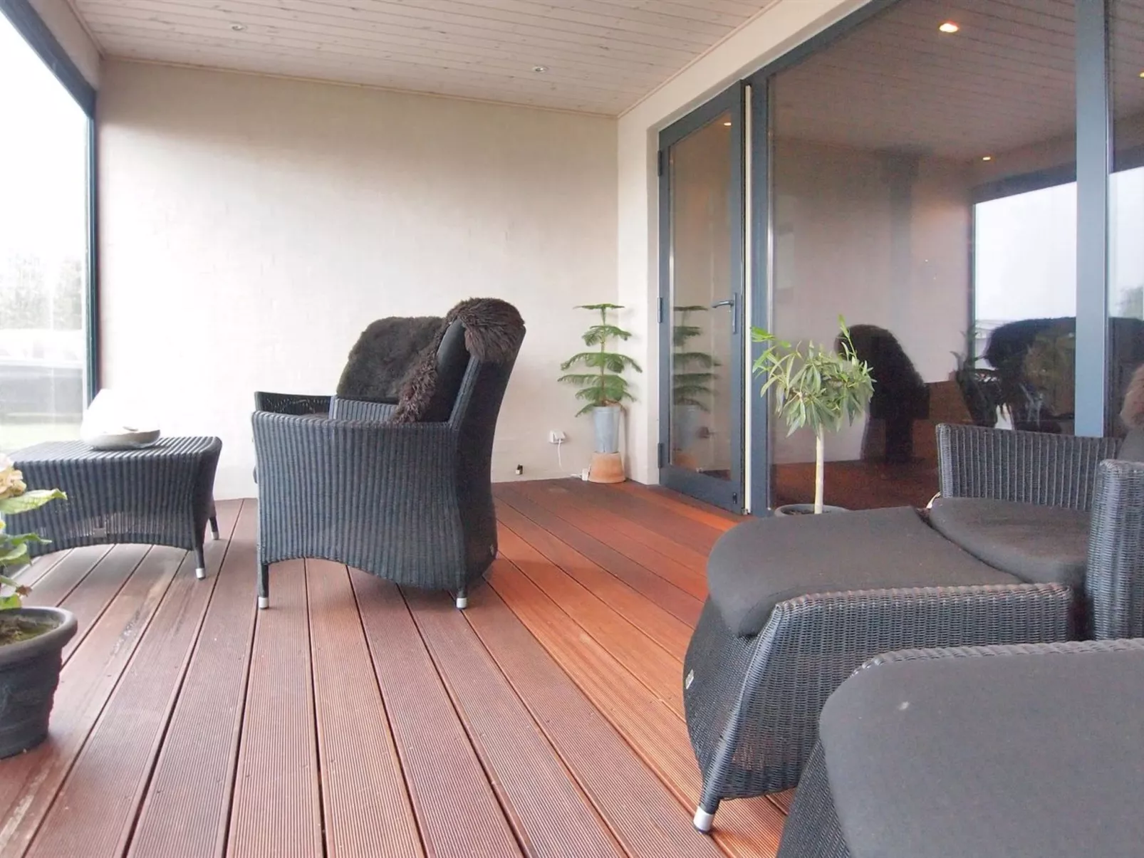 "Laila" - 50m from the sea-Inside