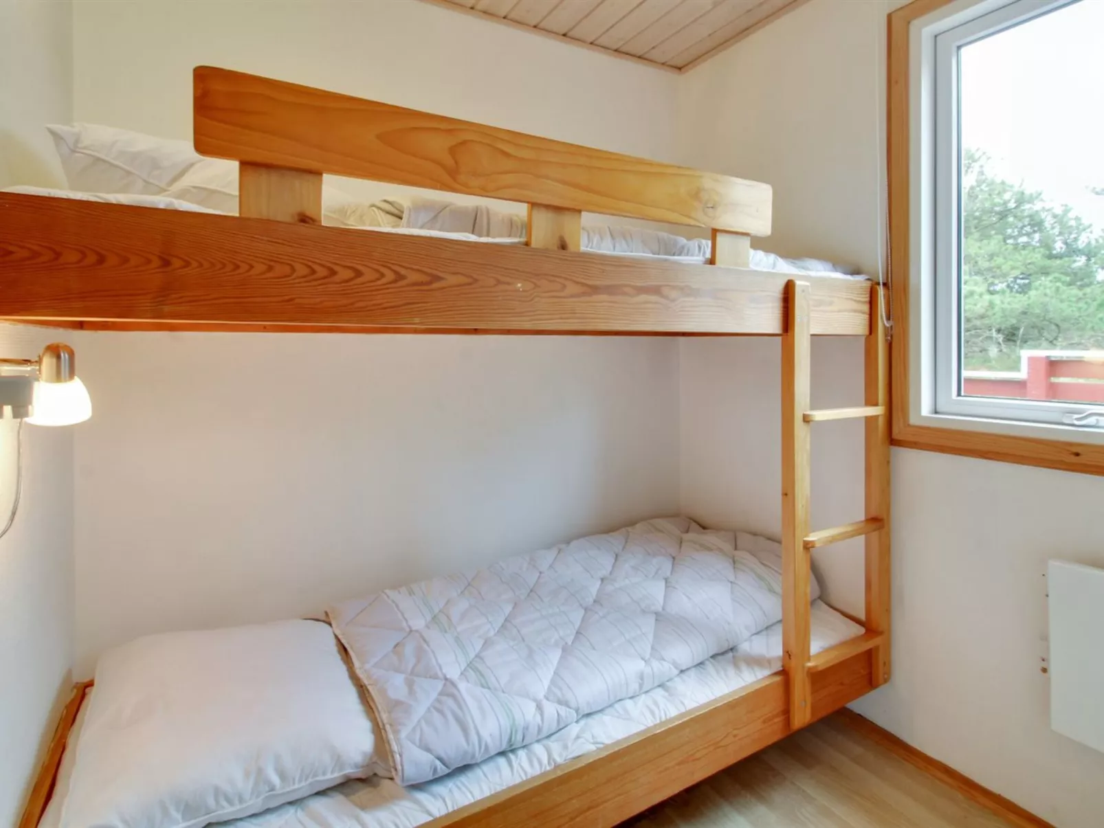 "Agir" - 600m from the sea-Inside