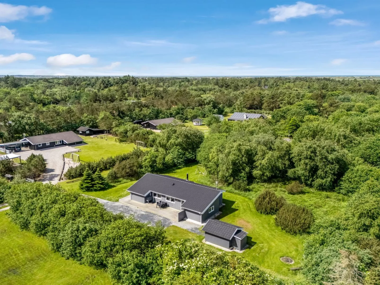 "Karlsefni" - 600m to the fjord-Outside