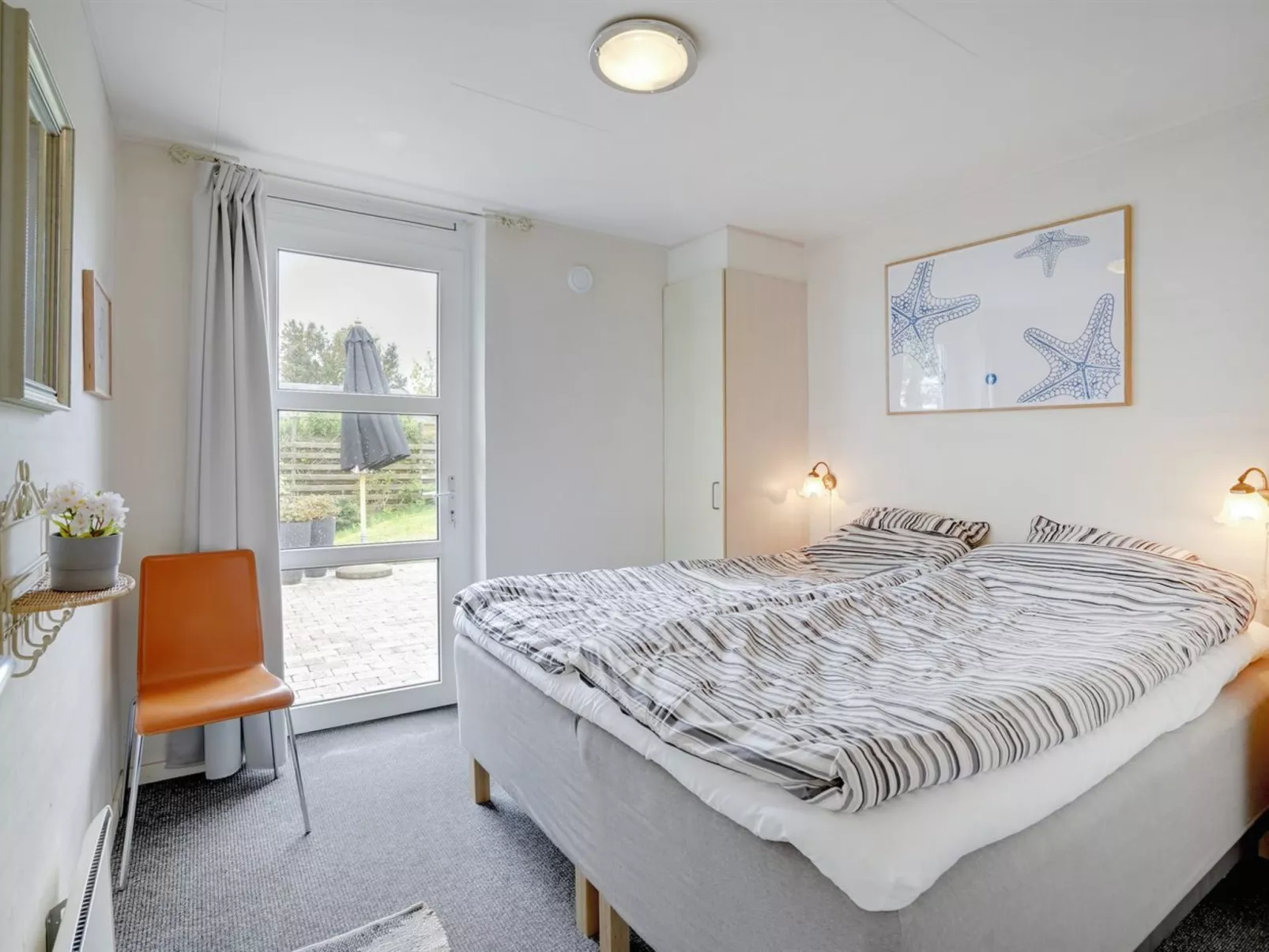 "Marjukka" - 10m from the sea-Inside