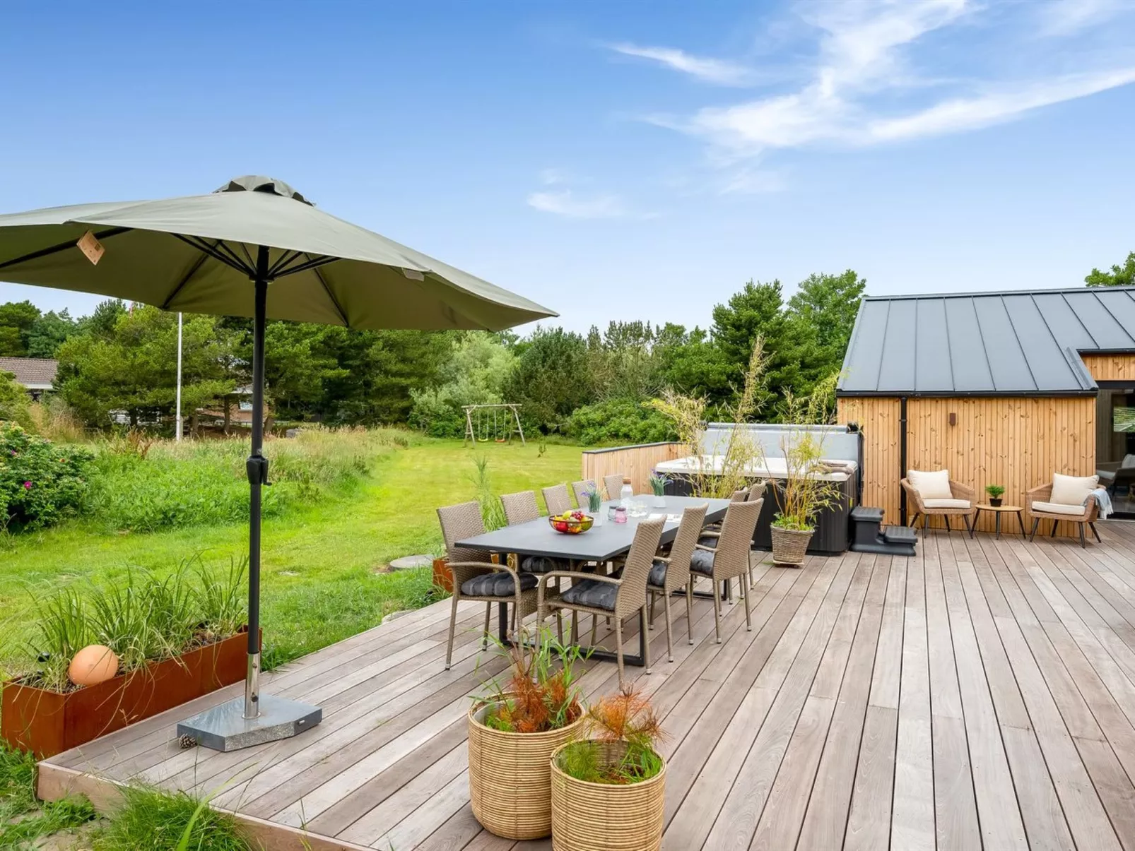 "Gunny" - 500m to the fjord-Draußen