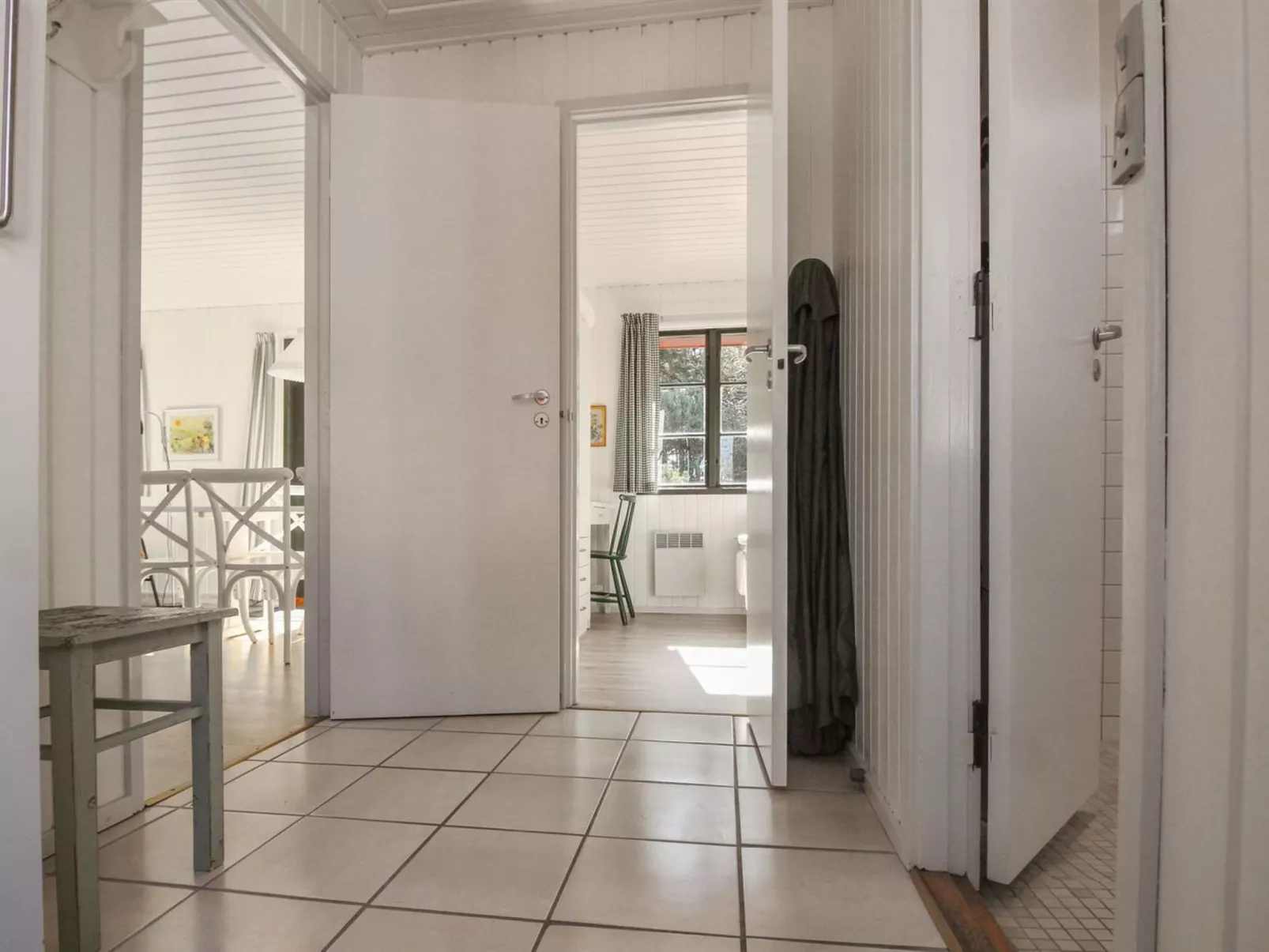 "Jale" - 50m from the sea-Inside