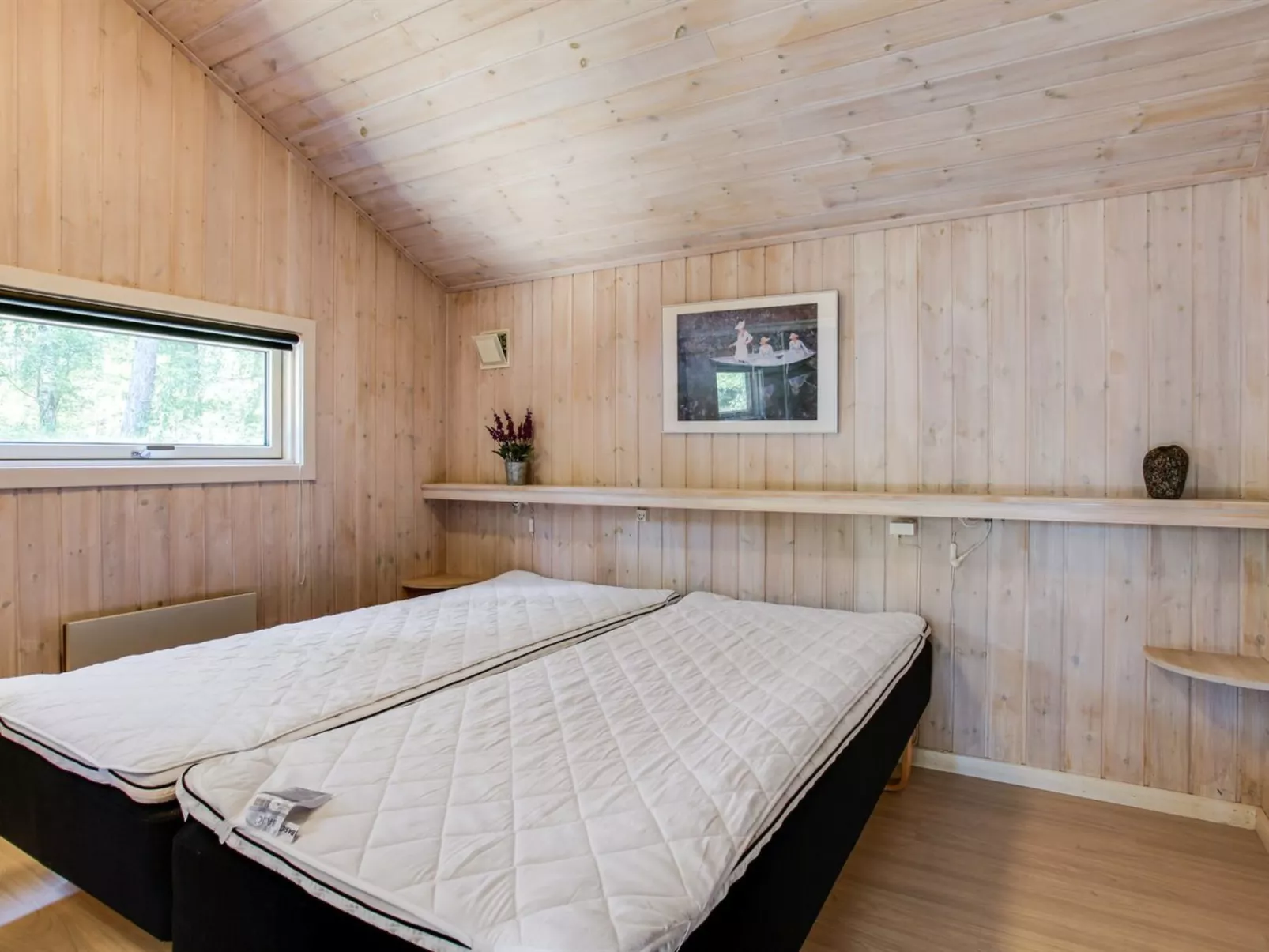 "Sylvia" - 900m from the sea-Inside