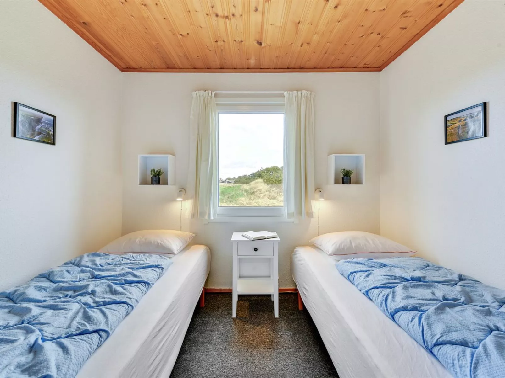 "Trineke" -  from the sea-Inside