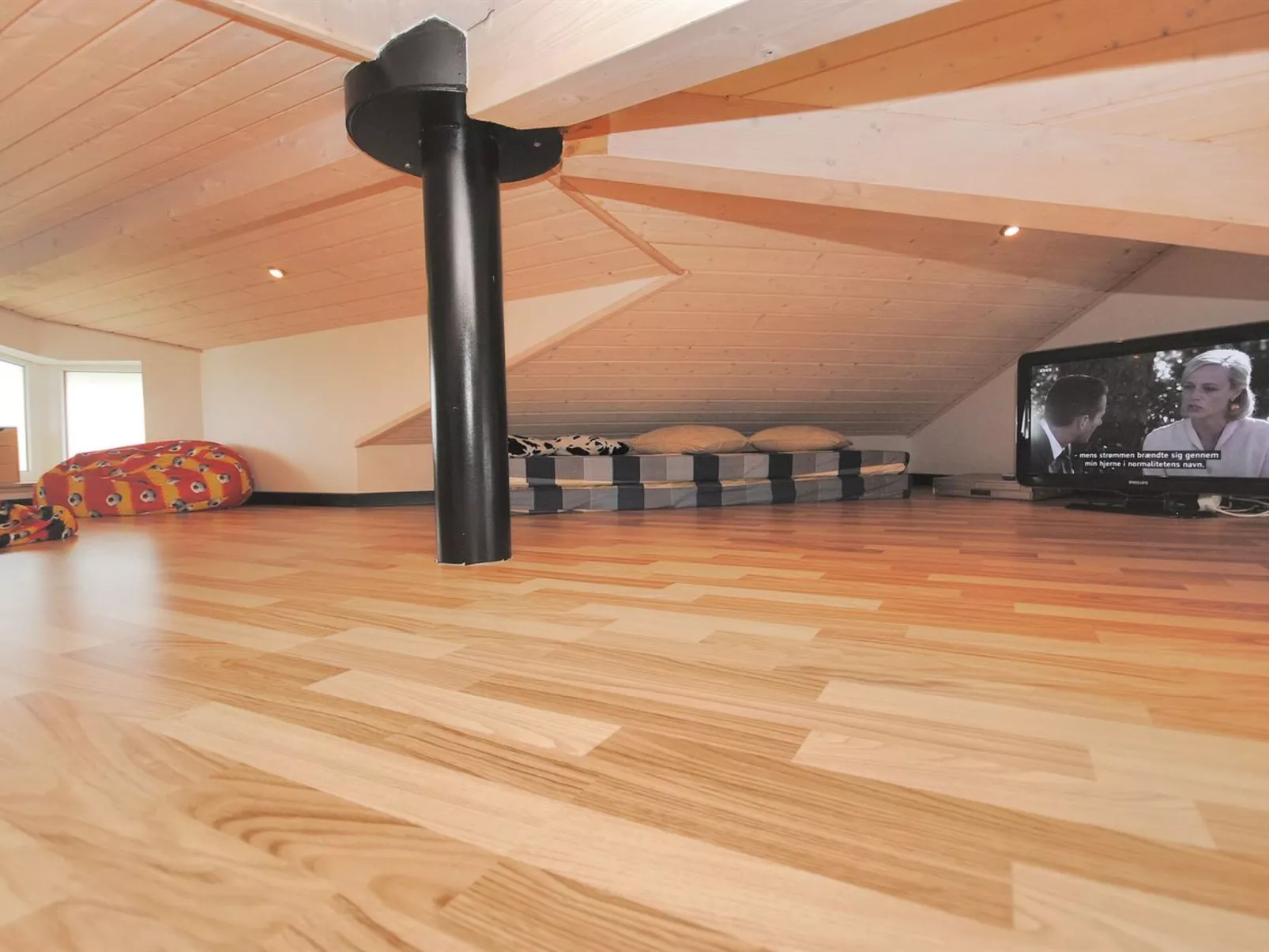 "Eberta" - 200m to the fjord-Dedans