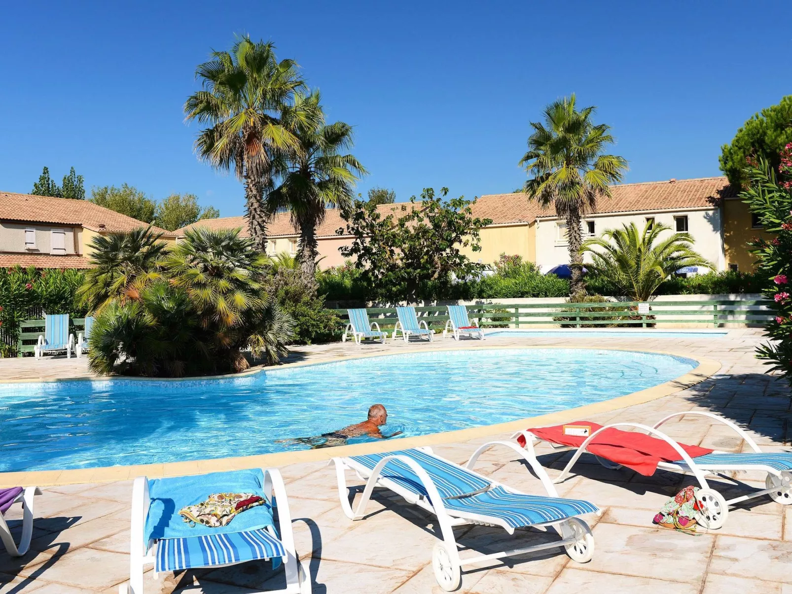  Odalys Essentielle Le Grand Bleu-Outside