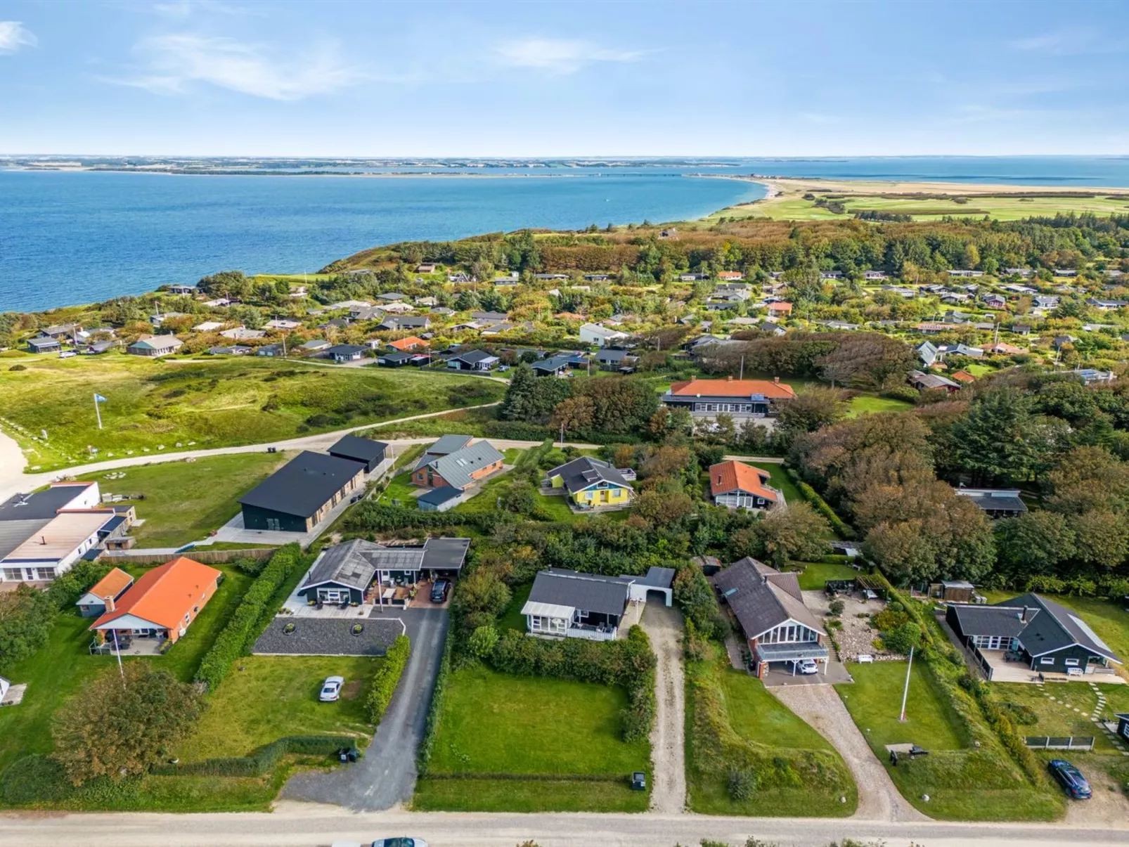 "Brenda" - 300m to the fjord-Outside