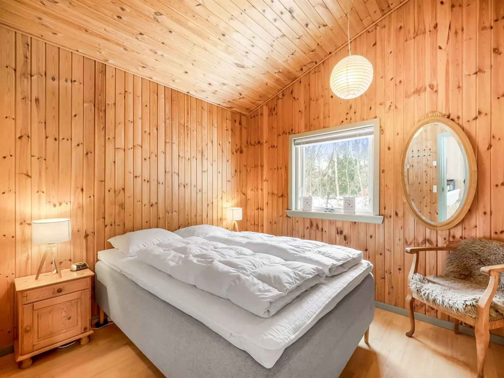 "Kai" - 500m to the fjord-Inside