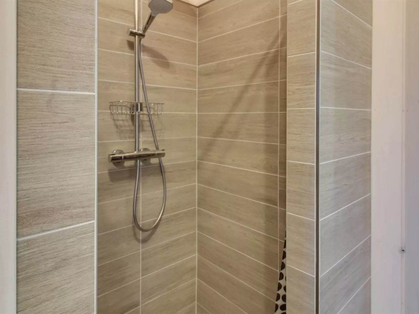 "Gertrude" - 1.1km to the fjord-Inside