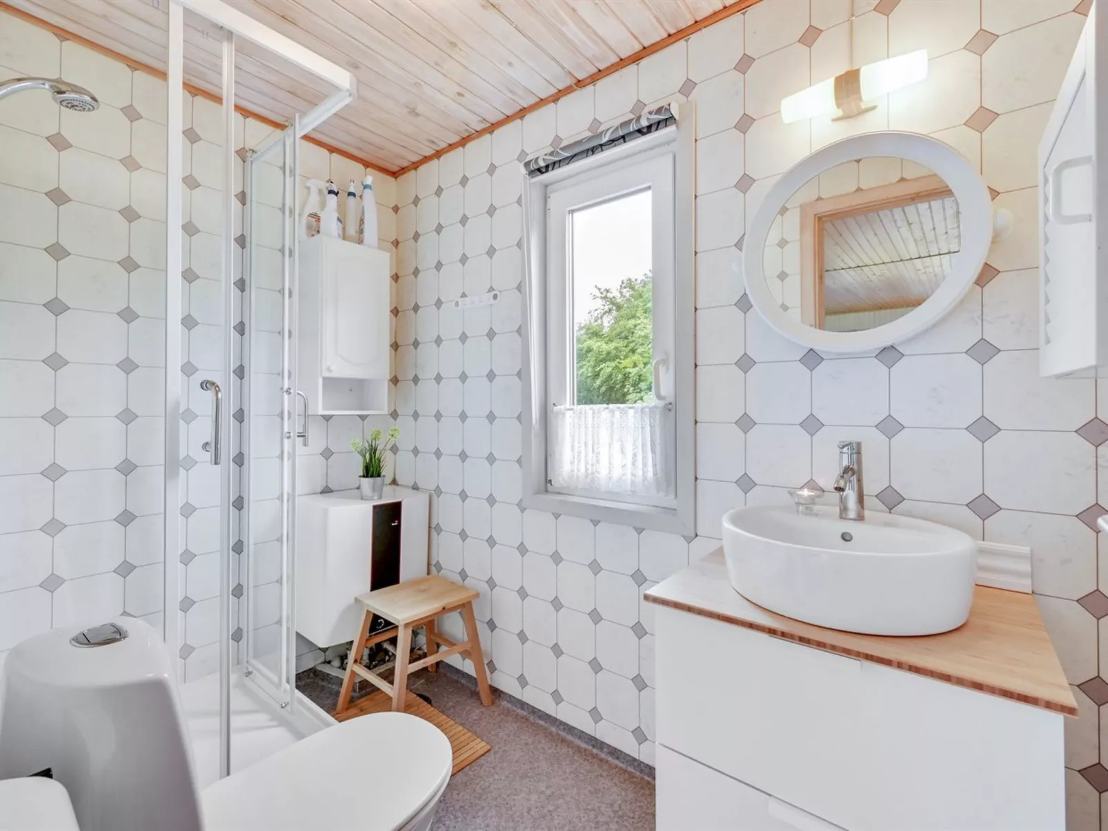 "Anline" - 900m to the fjord-Inside