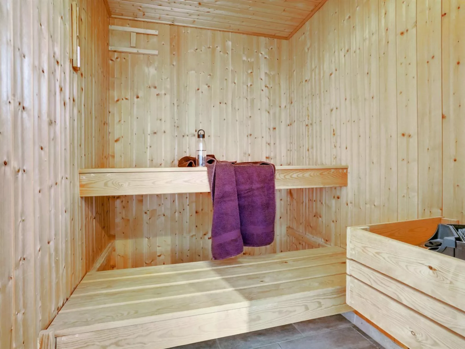 "Aletta" - 25km from the sea-Dedans