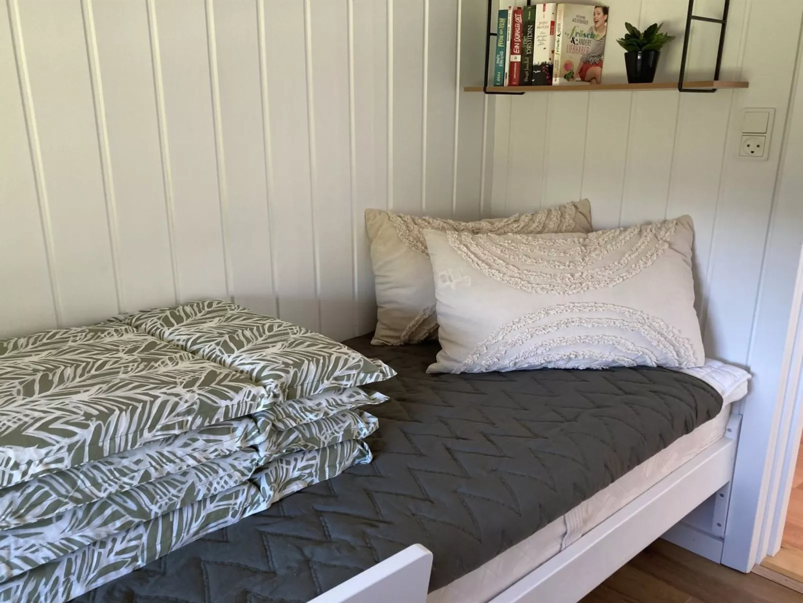 "Picabo" - 750m to the fjord-Inside