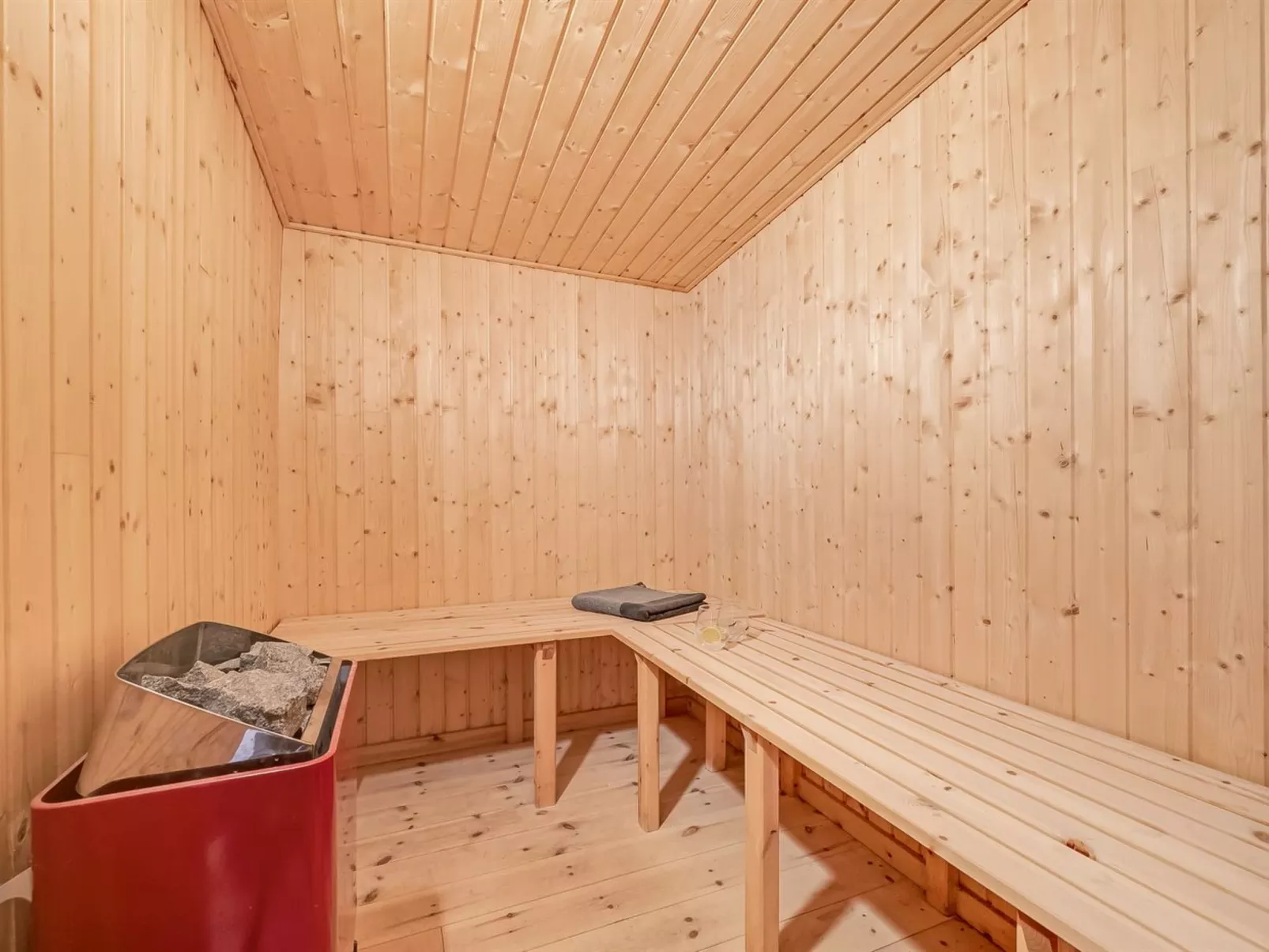 "Benjamina" - 530m to the fjord-Dedans