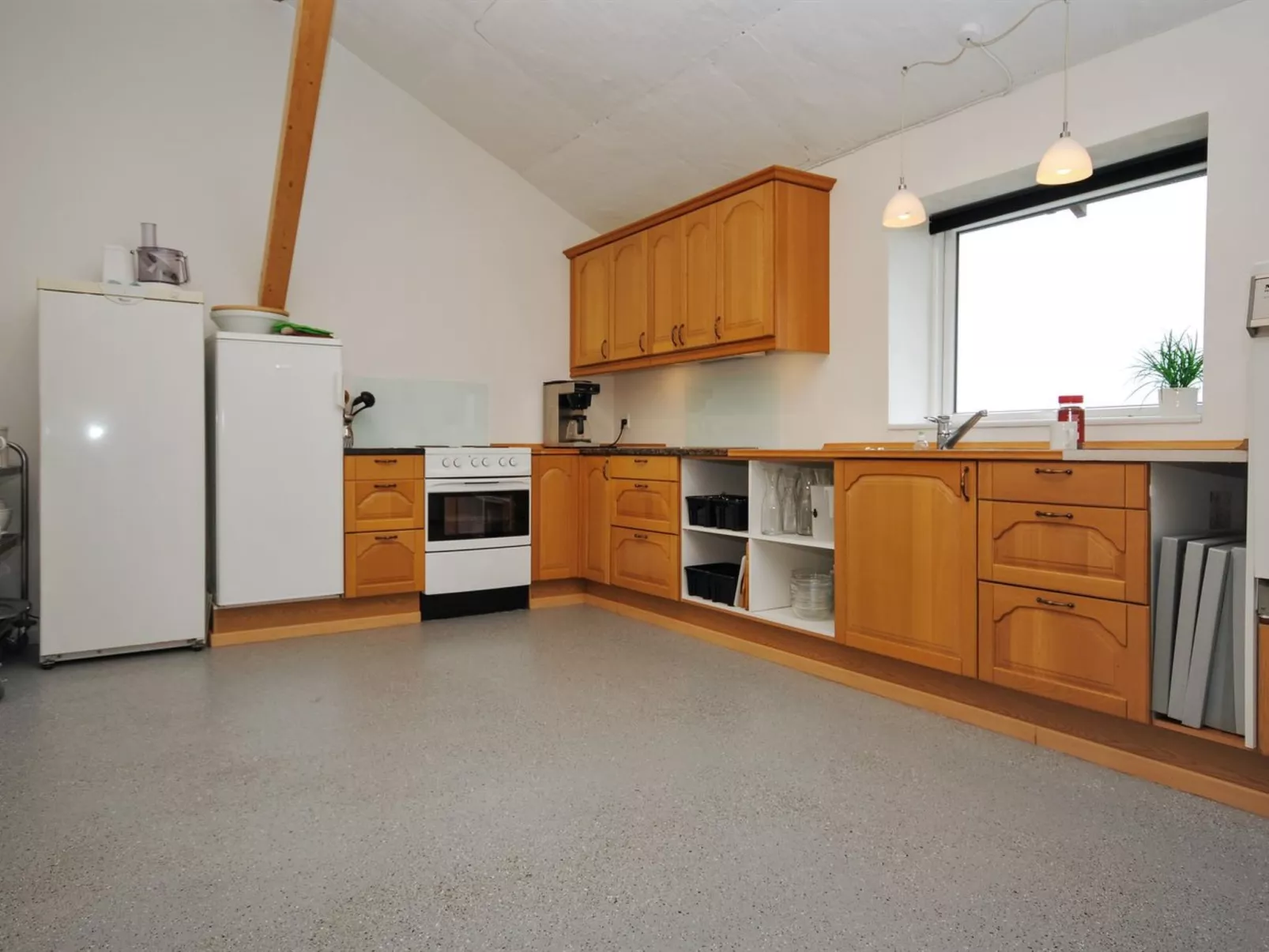 "Millie" - 3km to the fjord-Inside