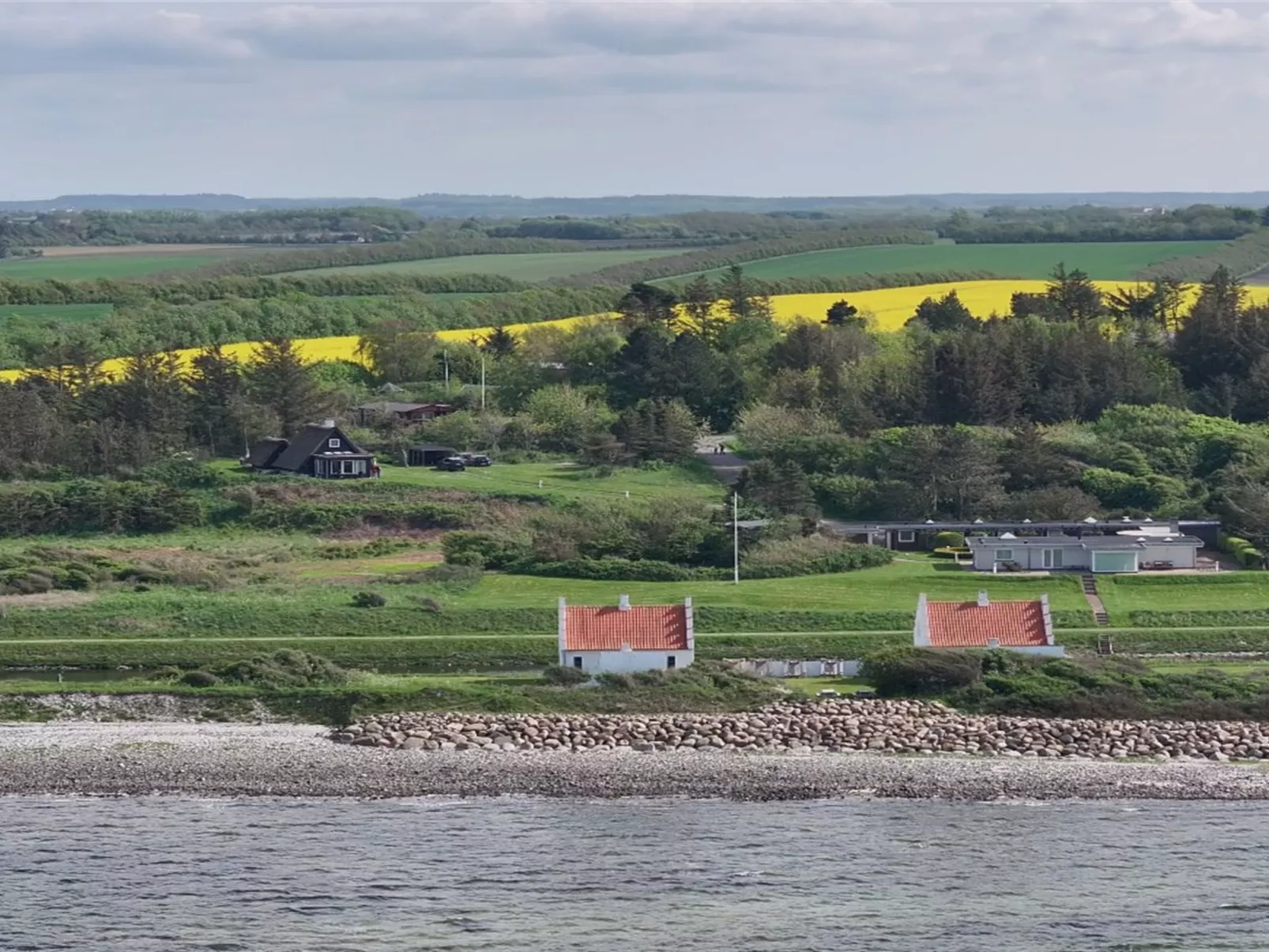 "Aranja" - 300m to the fjord-Outside