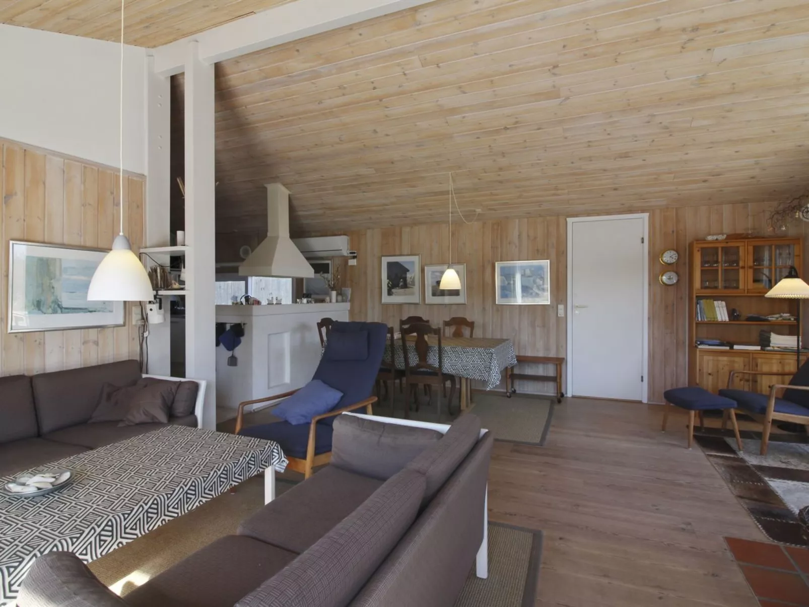 "Thenna" - 200m from the sea-Inside