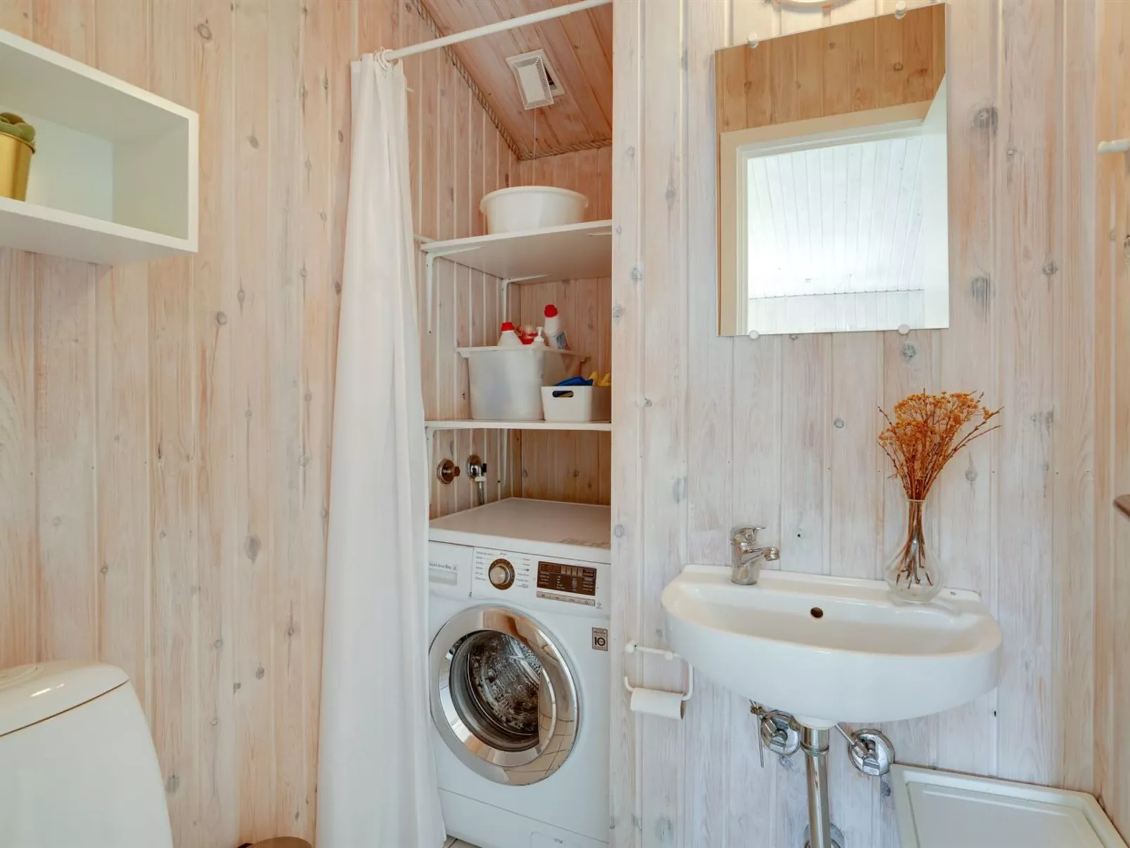 "Hagbard" - 2.6km from the sea-Dedans