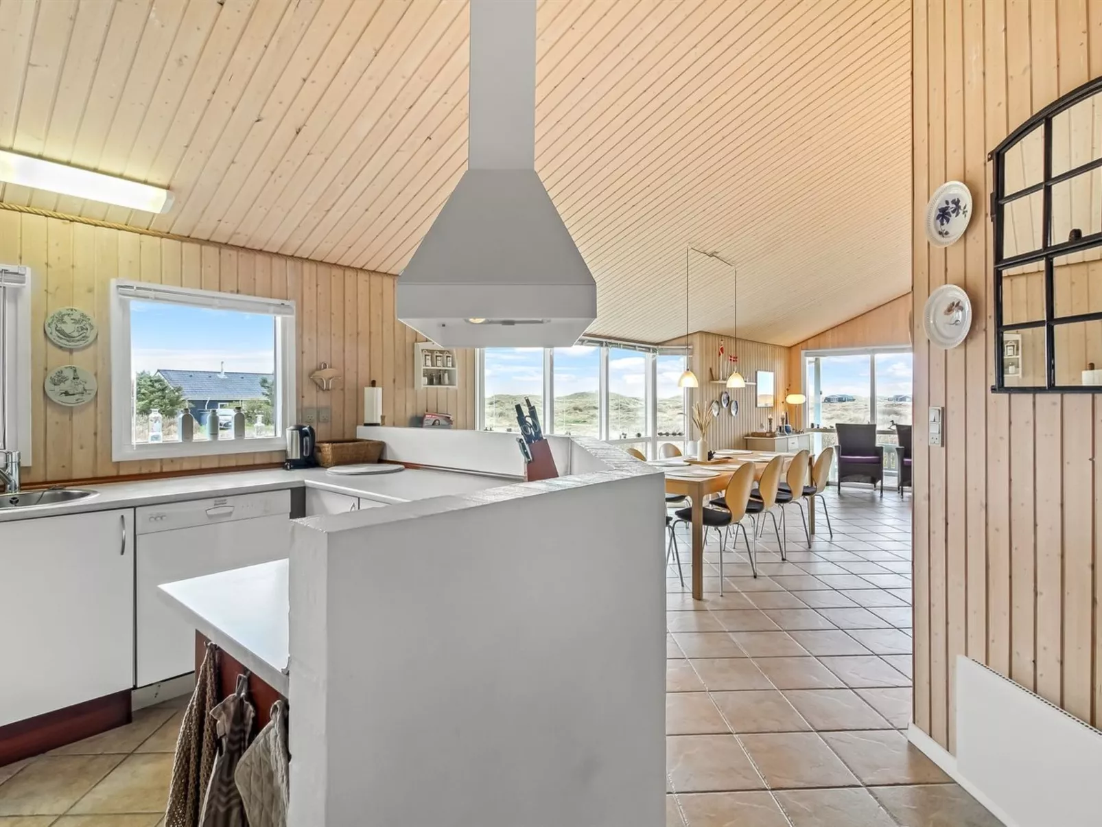 "Zuhra" - 250m from the sea-Inside