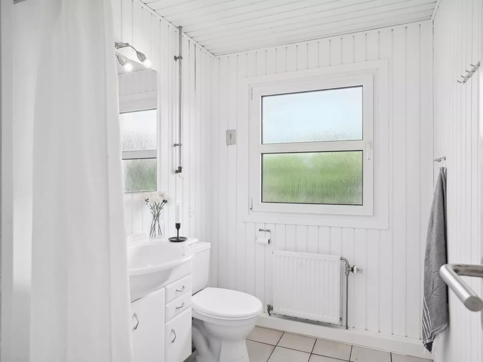 "Ingebore" - 700m from the sea-Dedans