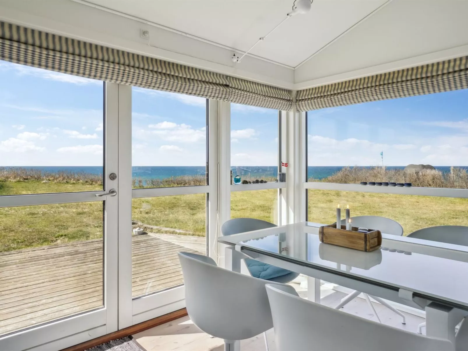 "Normand" - 50m from the sea-Drinnen