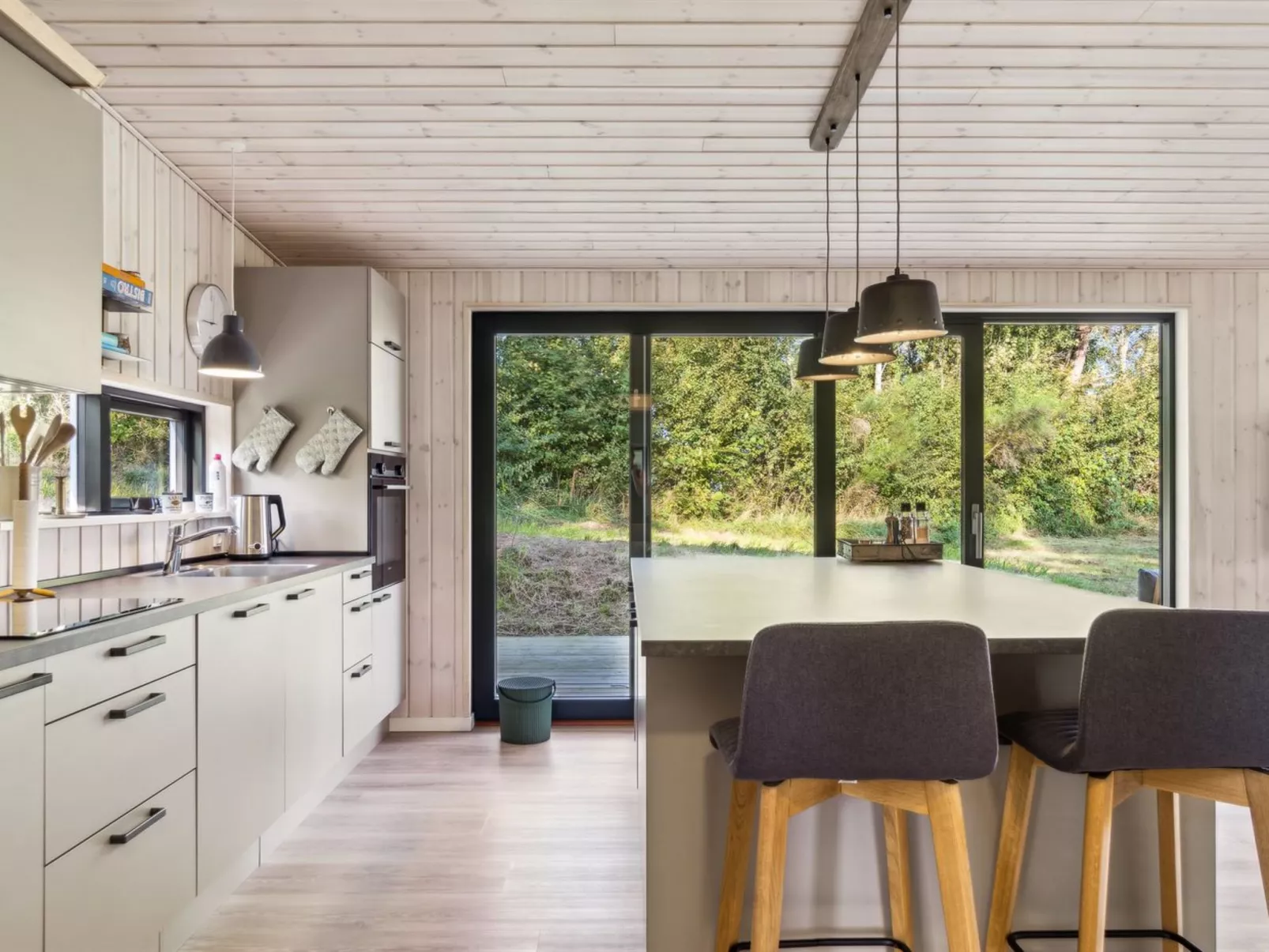 "Uma" - 1.5km from the sea-Dedans