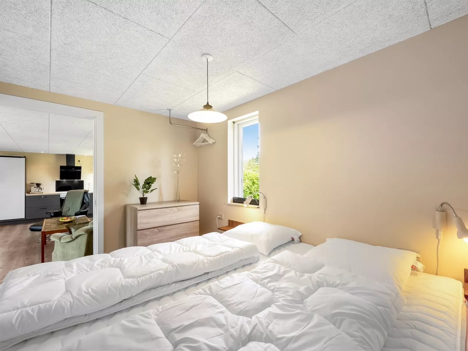 "Eira" - 350m to the fjord-Inside