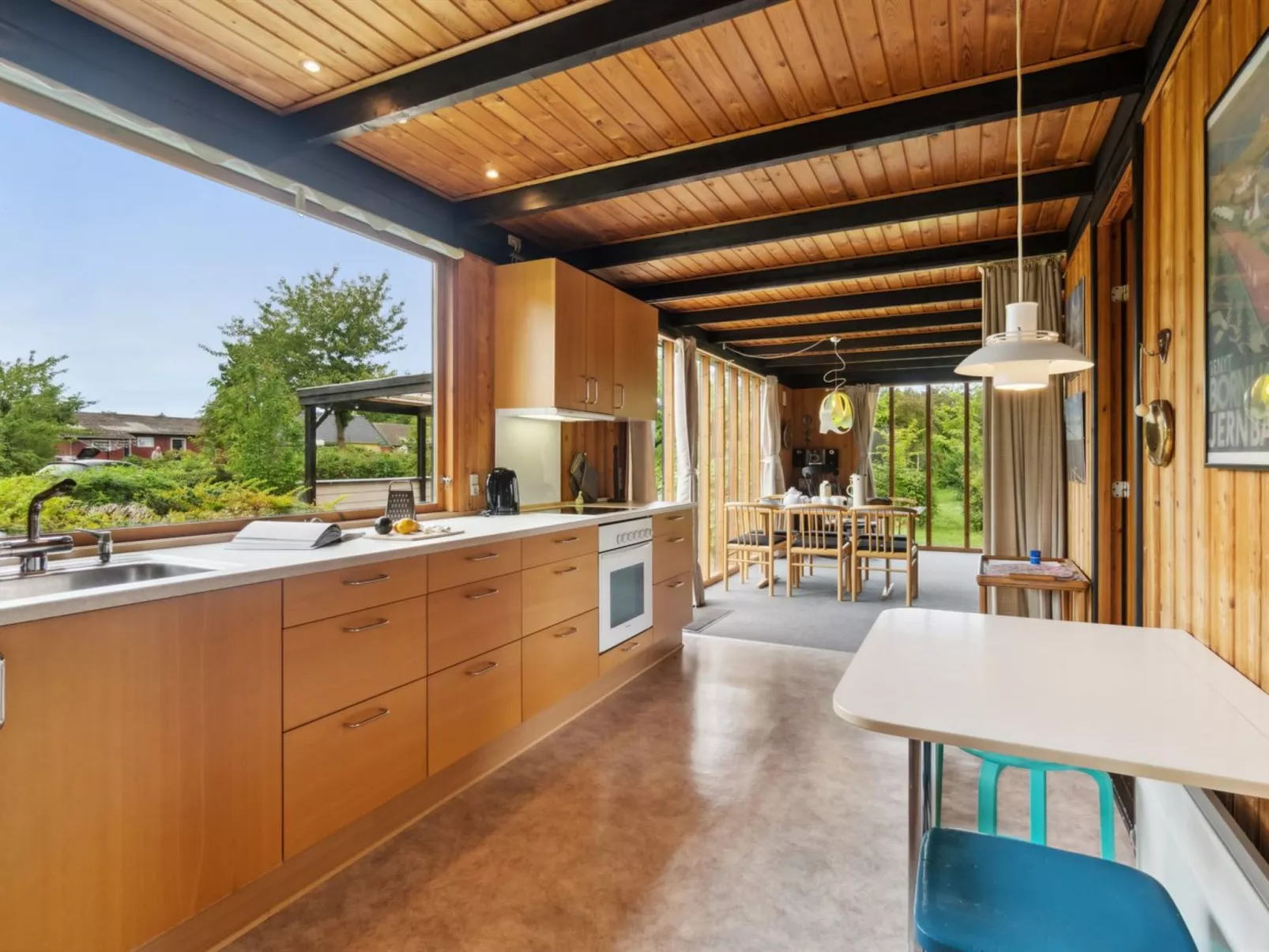 "Morten" - 120m from the sea-Dedans