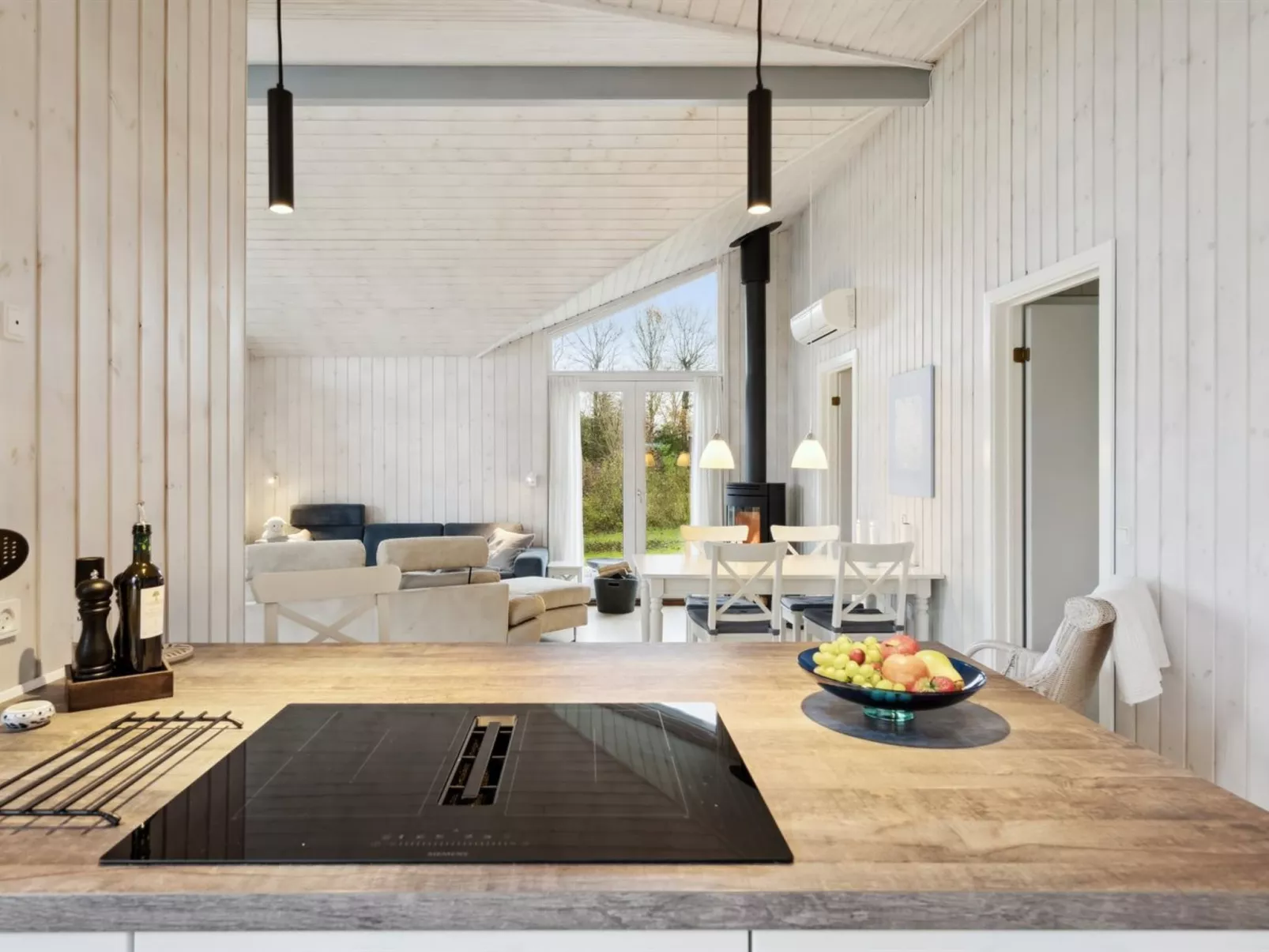 "Harald" - 300m from the sea-Inside