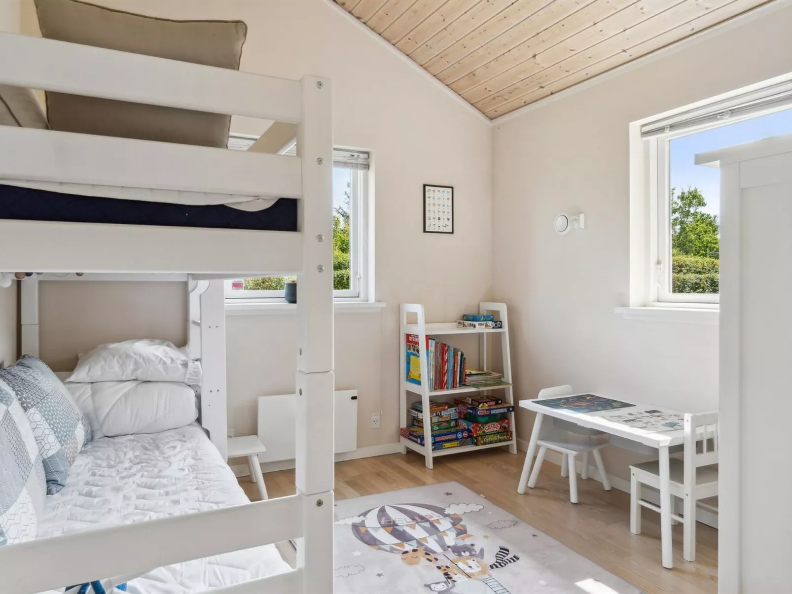 "Asvalde" - 200m to the fjord-Dedans