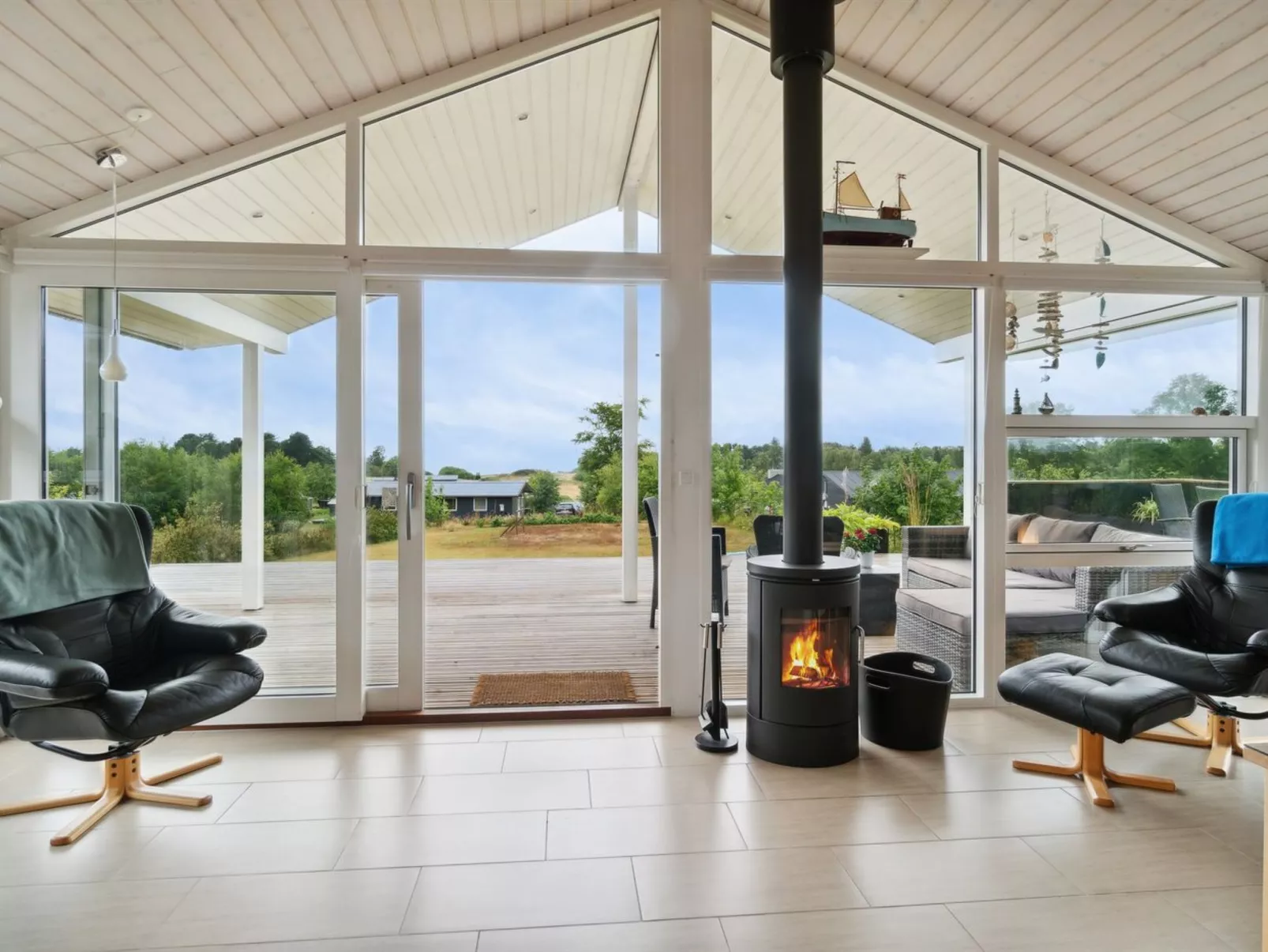 "Esmeralda" - 350m from the sea-Dedans